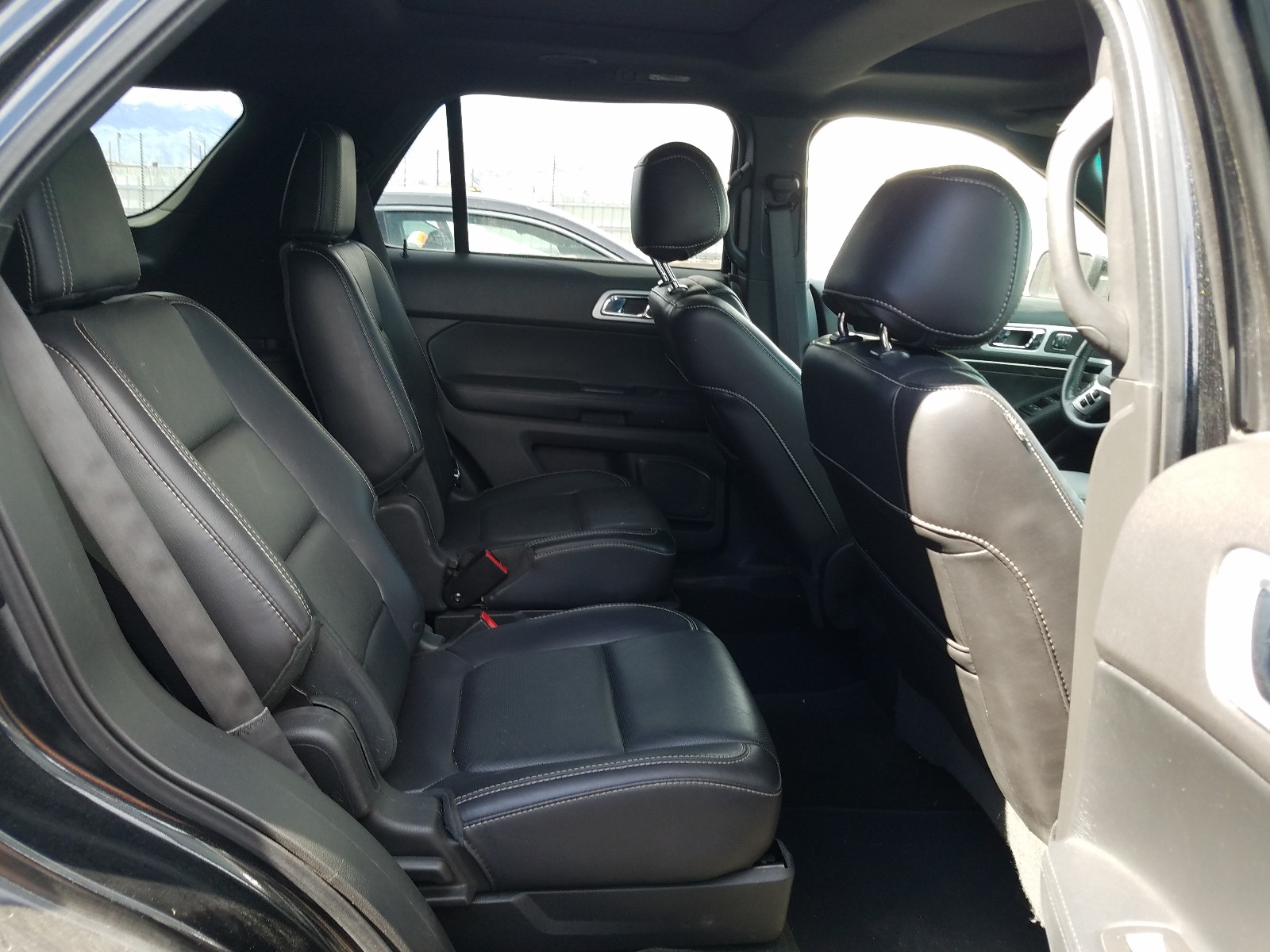 Photo 6 from auction – 2014 FORD EXPLORER S with VIN 1FM5K8GT4EGA59268
