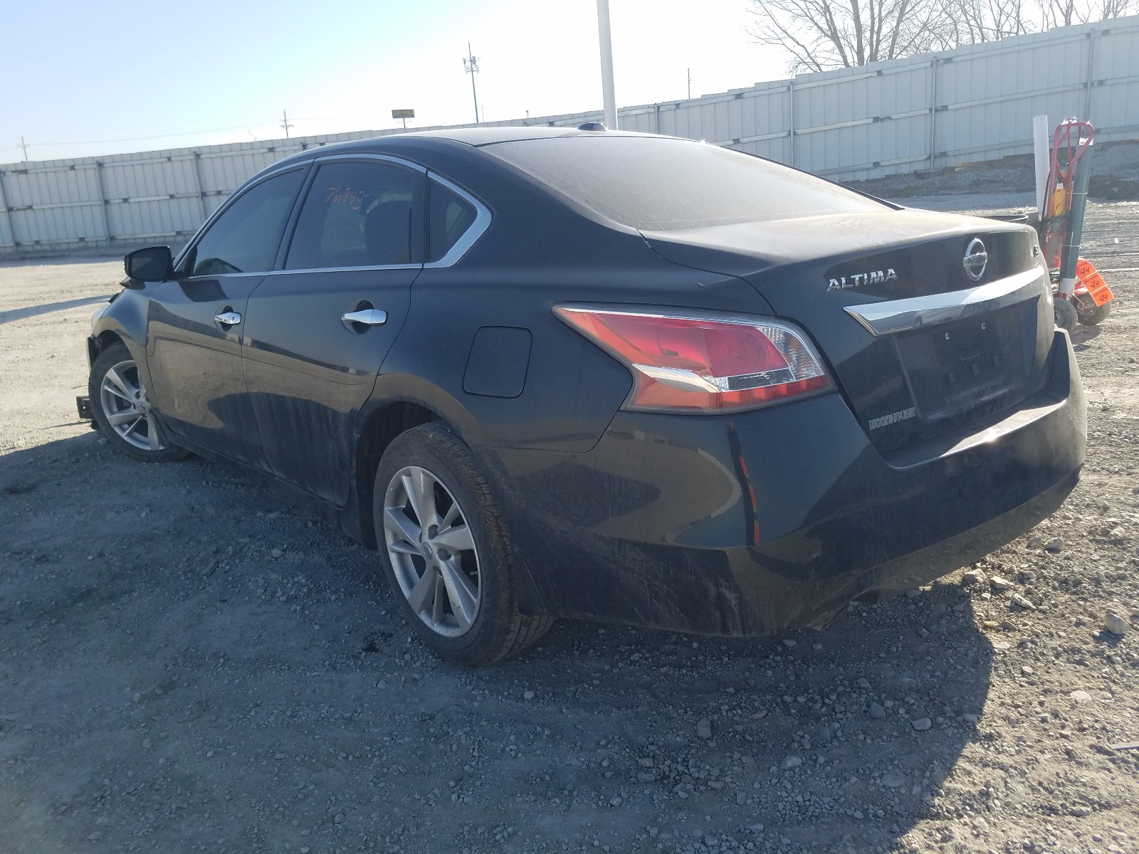 Photo 3 from auction – 2015 NISSAN ALTIMA 2.5 with VIN 1N4AL3AP3FN314767