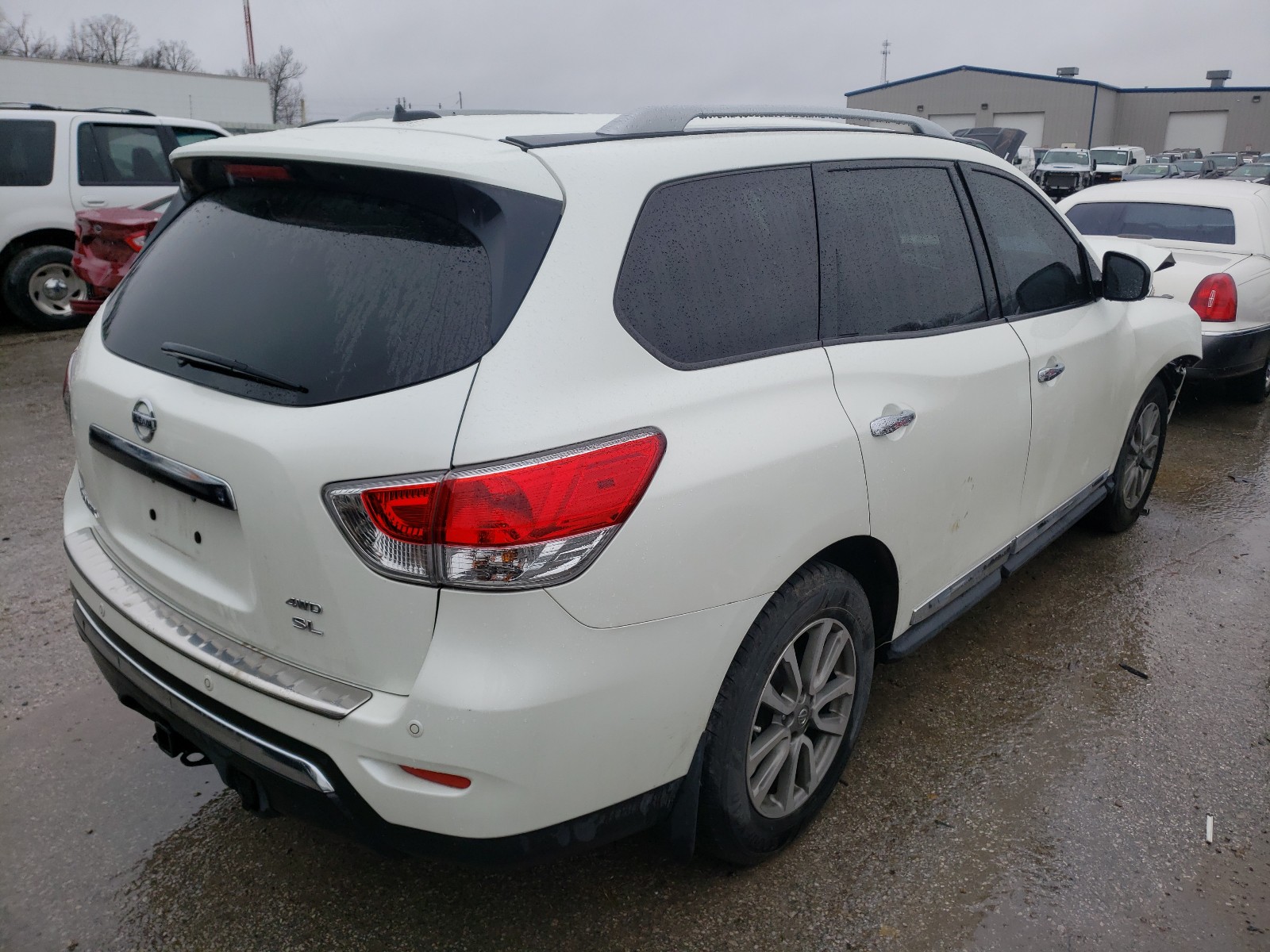 Photo 4 from auction – 2016 NISSAN PATHFINDER with VIN 5N1AR2MM7GC637216