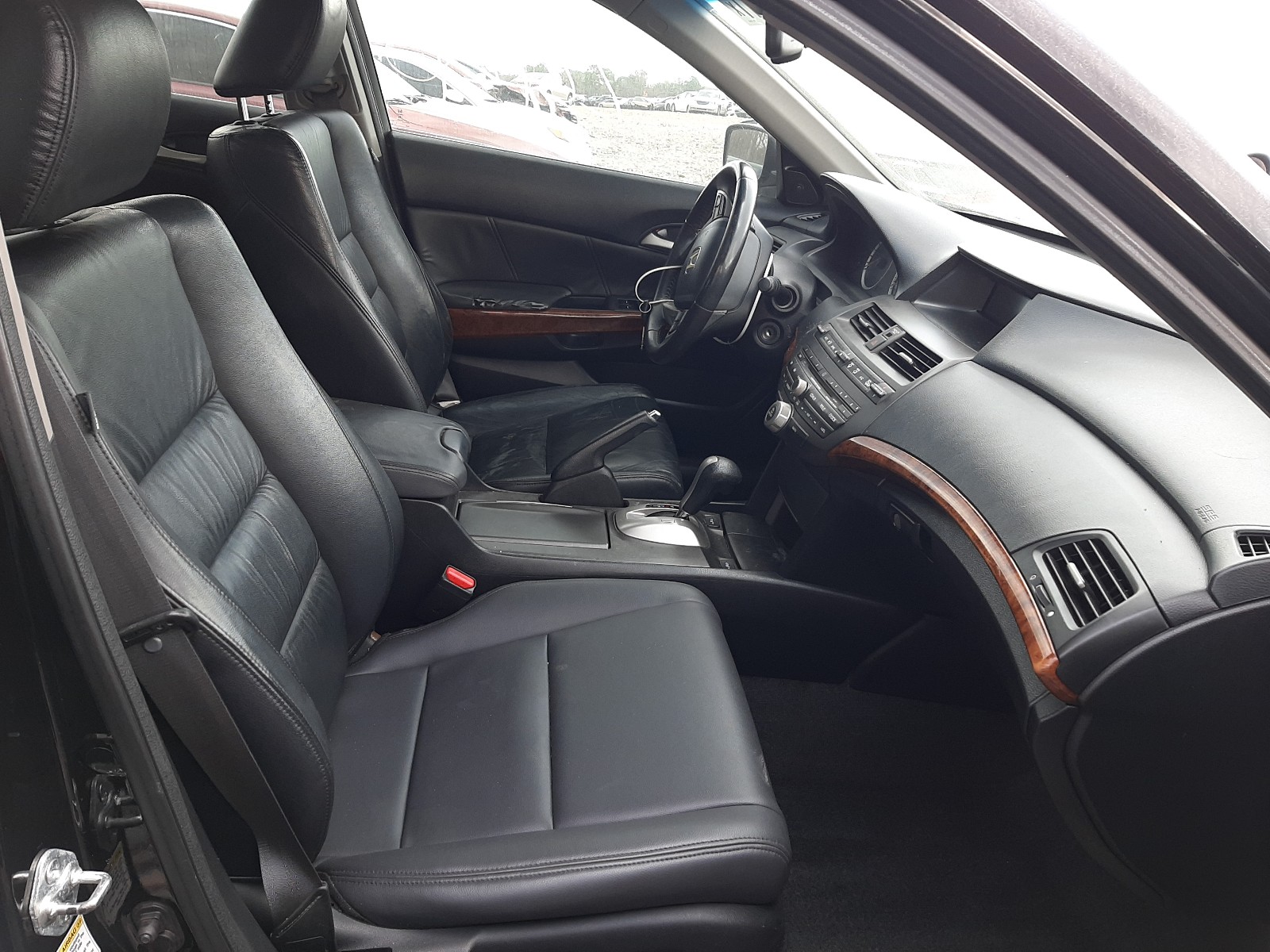Photo 5 from auction – 2012 HONDA ACCORD EXL with VIN 1HGCP3F87CA011665