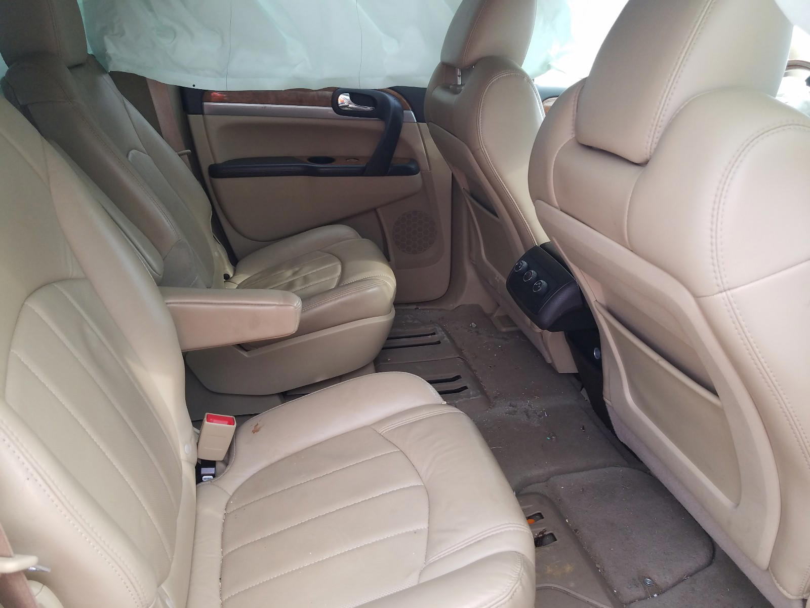 Photo 6 from auction – 2011 BUICK ENCLAVE CX with VIN 5GAKRBED4BJ223257