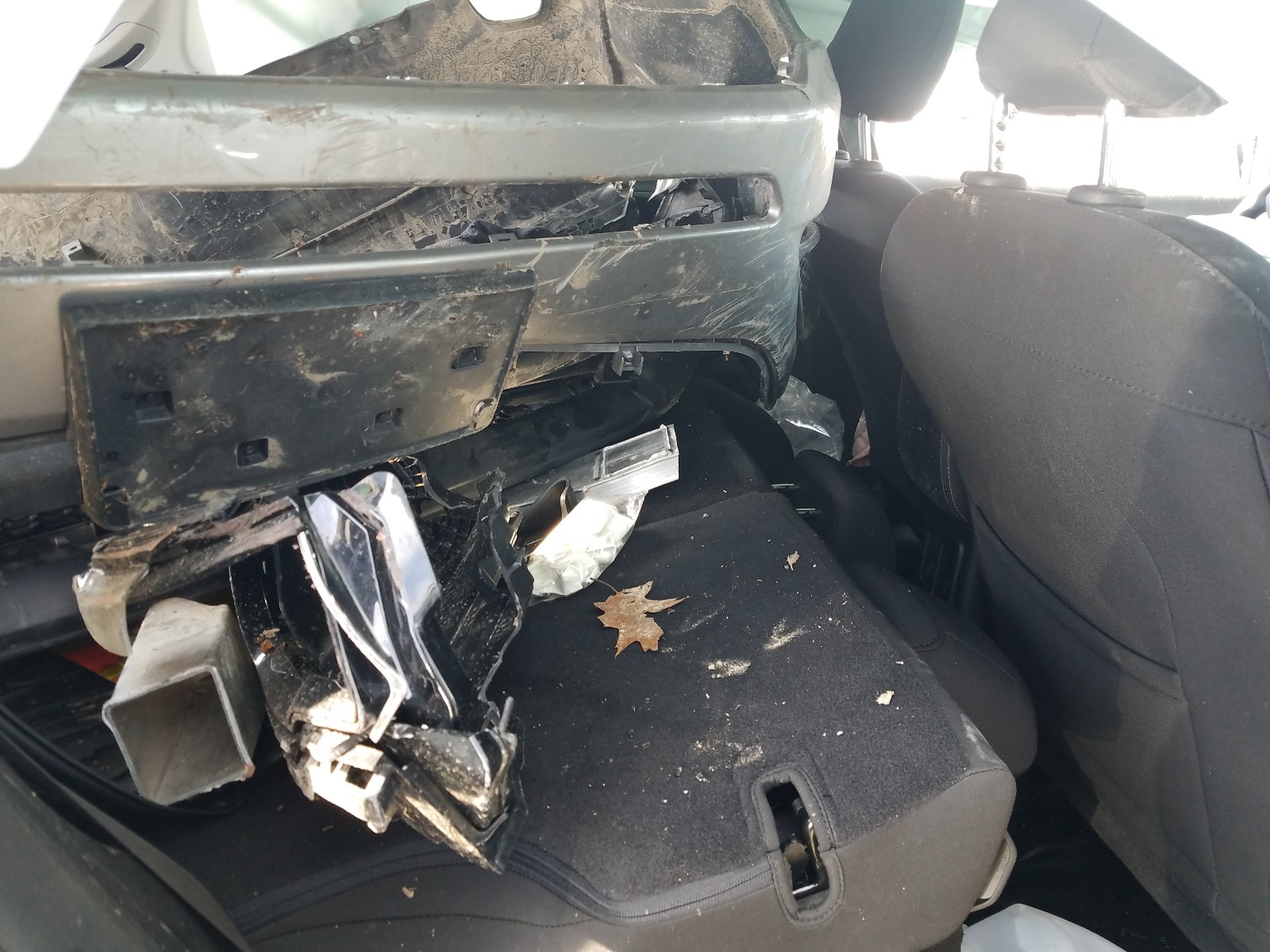 Photo 6 from auction – 2020 JEEP COMPASS SP with VIN 3C4NJCABXLL253421