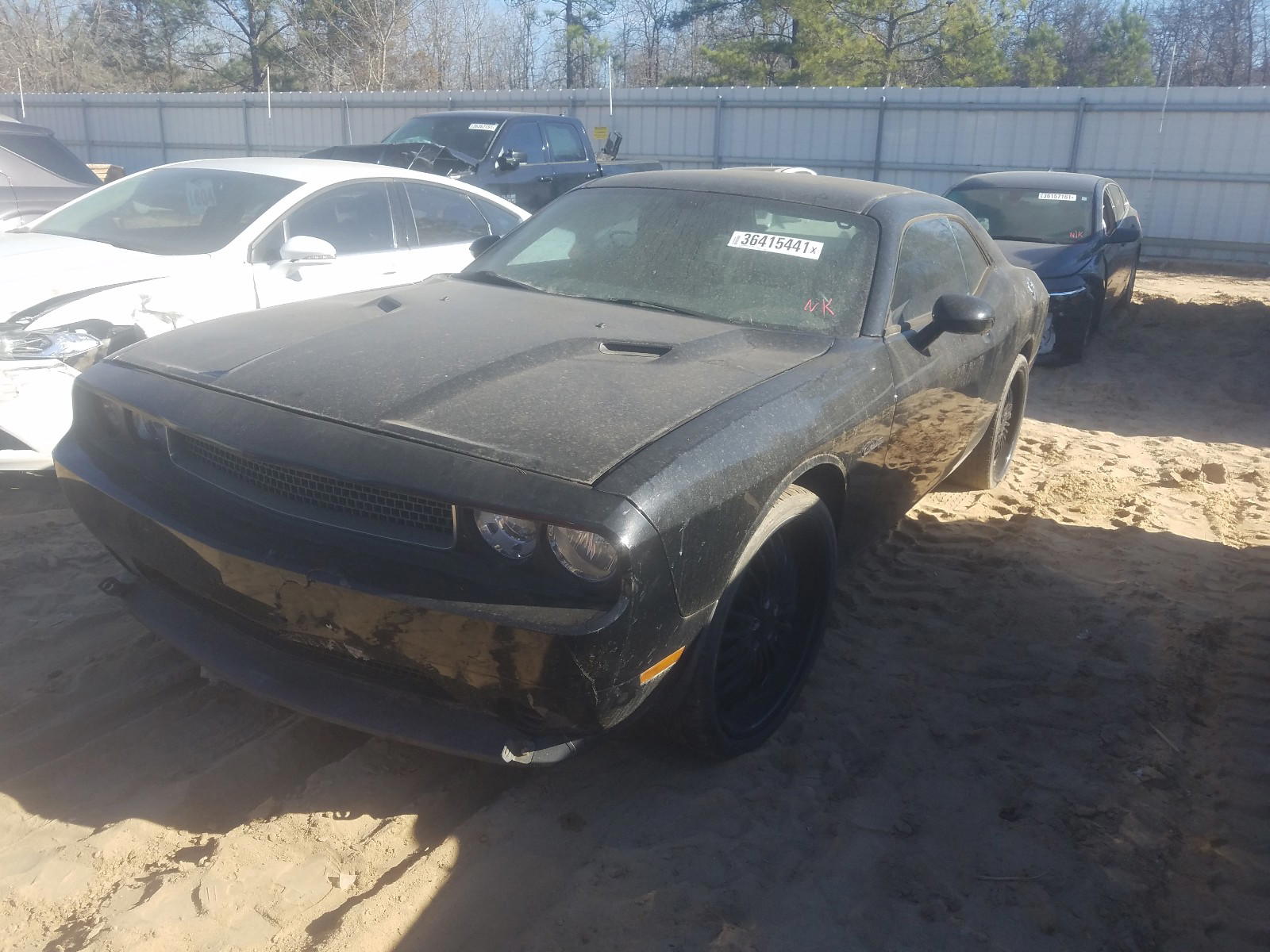 Photo 2 from auction – 2014 DODGE CHALLENGER with VIN 2C3CDYAG1EH127116