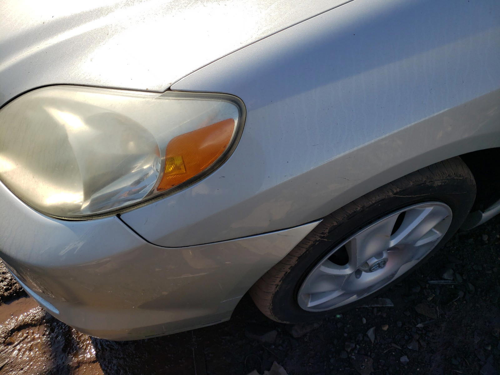 Photo 9 from auction – 2004 TOYOTA MATRIX with VIN 2T1LR32E74C210233