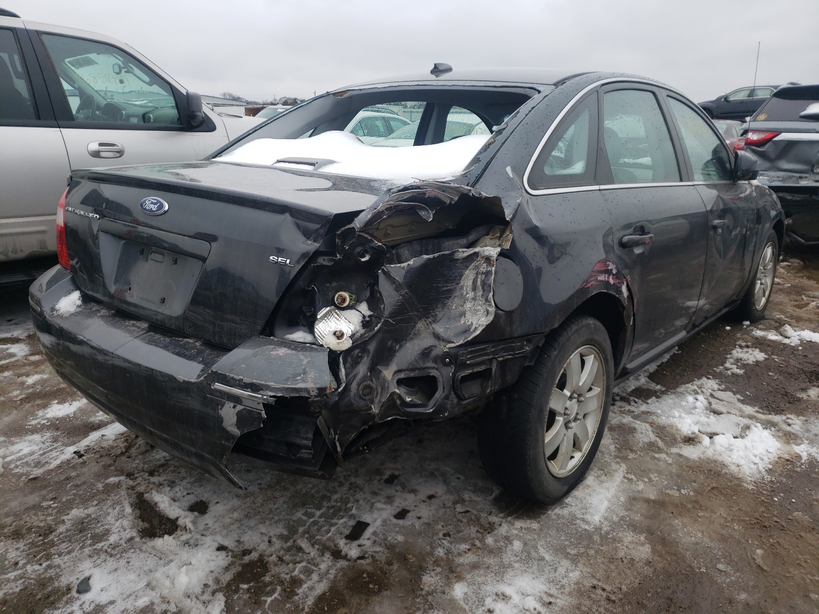 Photo 4 from auction – 2007 FORD FIVE HUNDR with VIN 1FAHP24147G129816