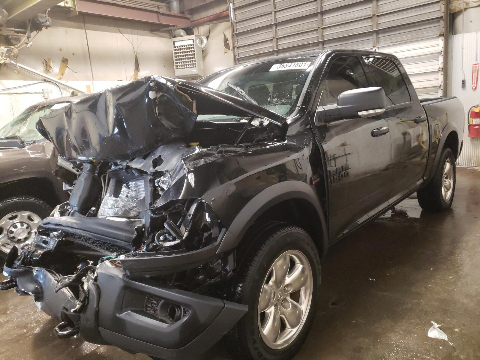 Photo 2 from auction – 2020 RAM 1500 CLASS with VIN 1C6RR7LTXLS137829