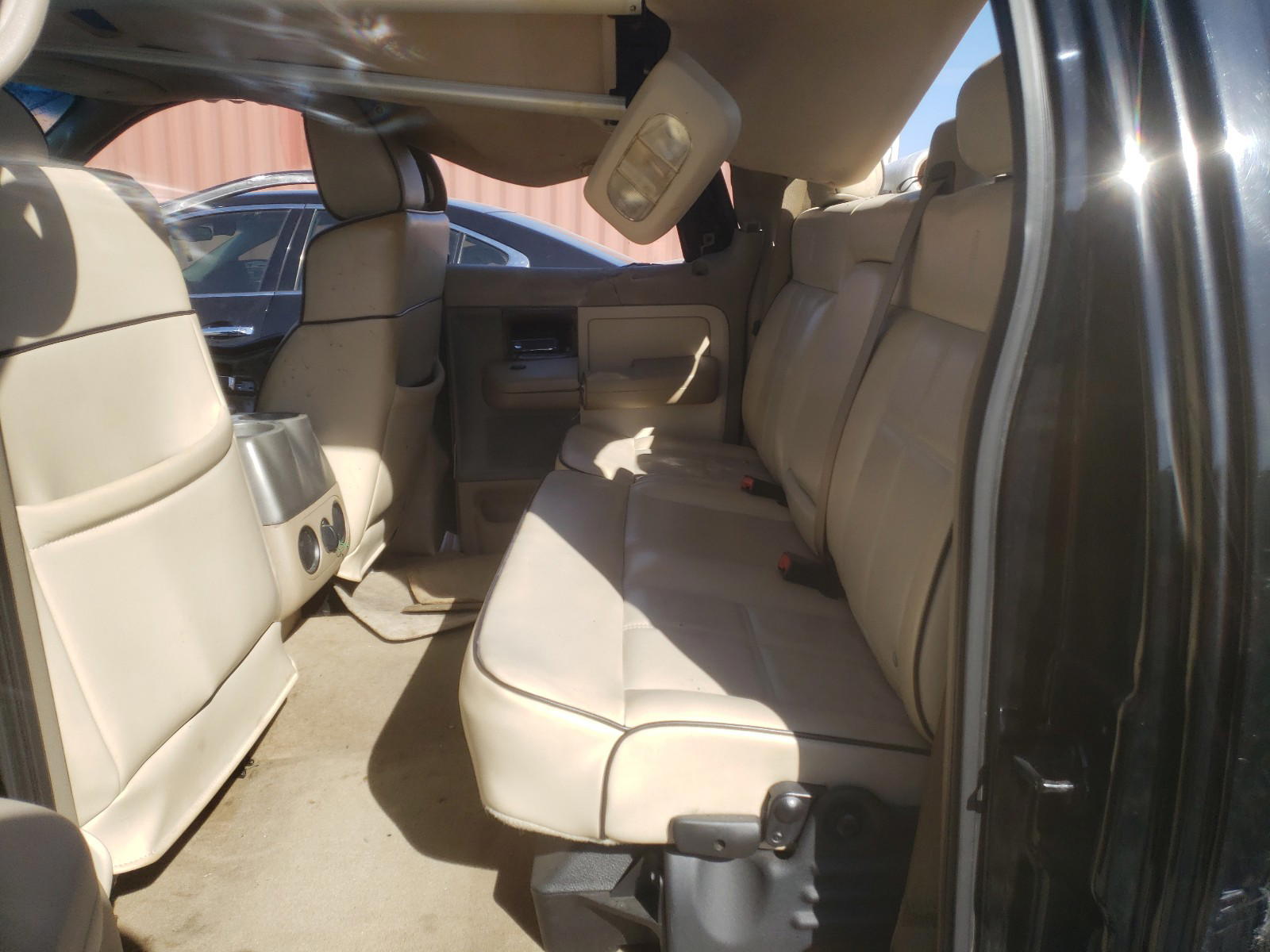 Photo 6 from auction – 2006 LINCOLN MARK LT with VIN 5LTPW16536FJ06385