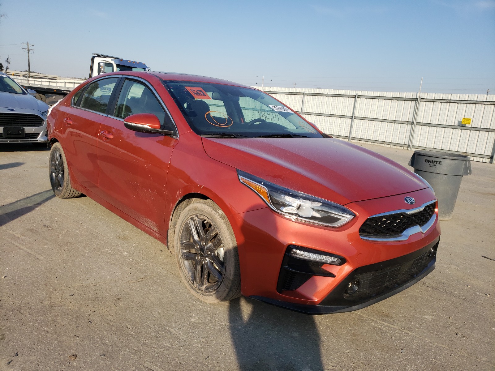 KIA FORTE EX 2019 with VIN 3KPF54AD8KE058484 - Photo from auction