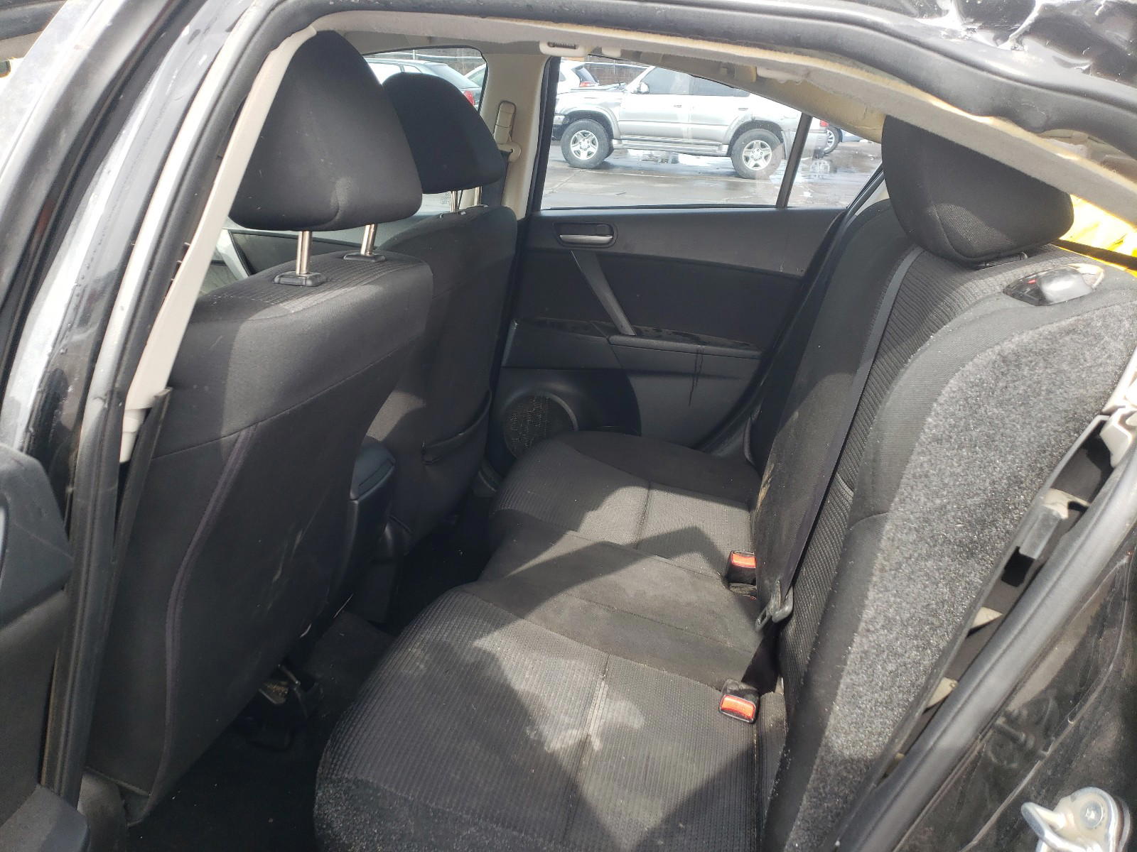 Photo 6 from auction – 2012 MAZDA 3 I with VIN JM1BL1UF9C1645474