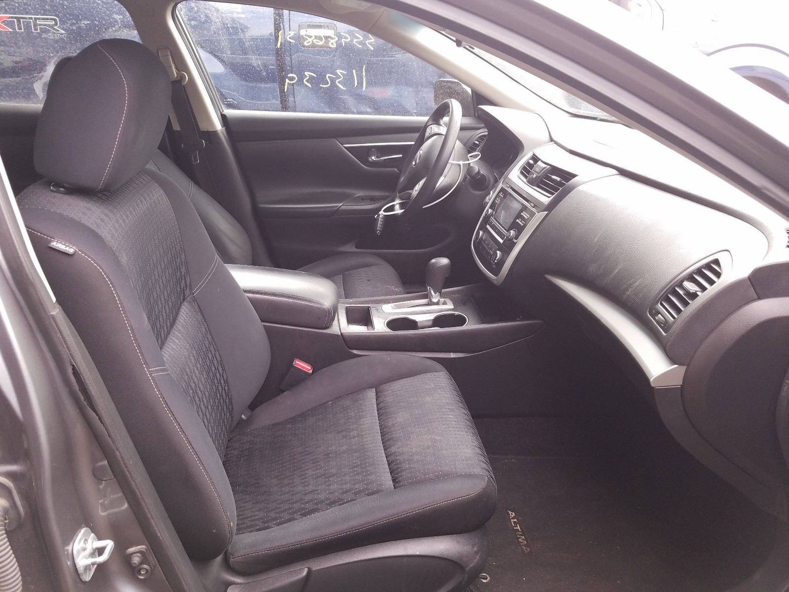 Photo 5 from auction – 2016 NISSAN ALTIMA 2.5 with VIN 1N4AL3AP7GC255509