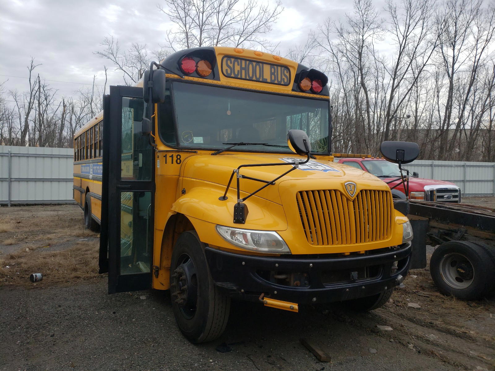 IC CORPORATION 3000 2018 with VIN 4DRBUC8N0JB576882 - Photo from auction