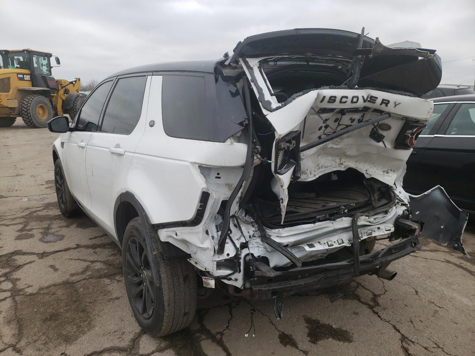 Photo 3 from auction – 2016 ROVER DISCOVERY with VIN SALCR2BG9GH625333