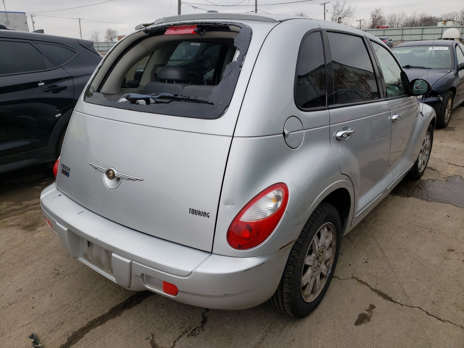 Photo 4 from auction – 2009 CHRYSLER PT CRUISER with VIN 3A8FY58999T565195