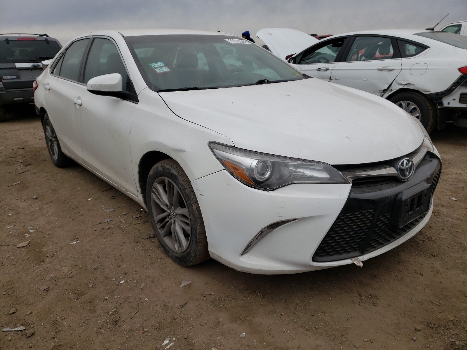 TOYOTA CAMRY LE 2015 with VIN 4T1BF1FK5FU073755 - Photo from auction