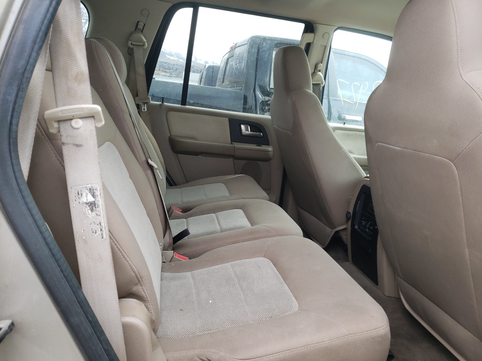 صورة رقم 6 من المزاد - 2004 FORD EXPEDITION مع VIN 1FMPU16L44LA50619
