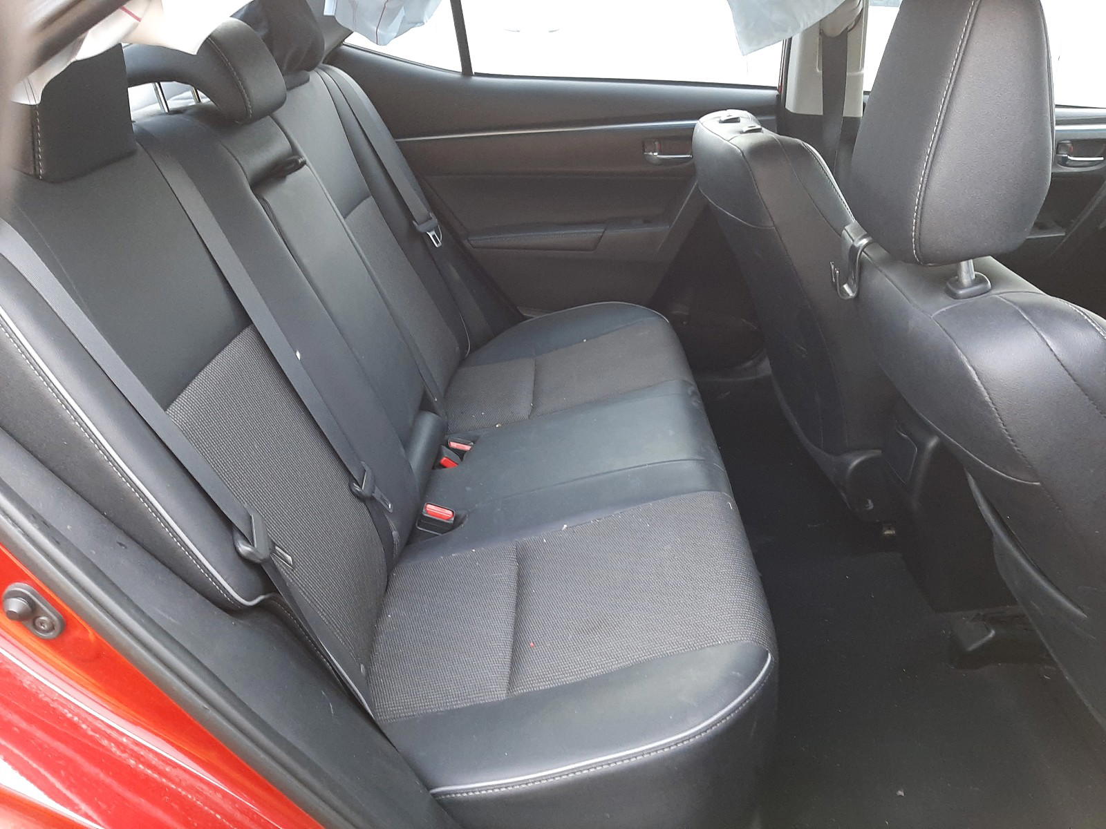 Photo 6 from auction – 2015 TOYOTA COROLLA L with VIN 2T1BURHE6FC313263