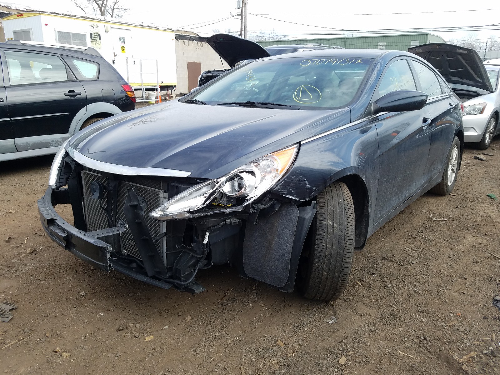 Photo 2 from auction – 2013 HYUNDAI SONATA GLS with VIN 5NPEB4AC8DH641728