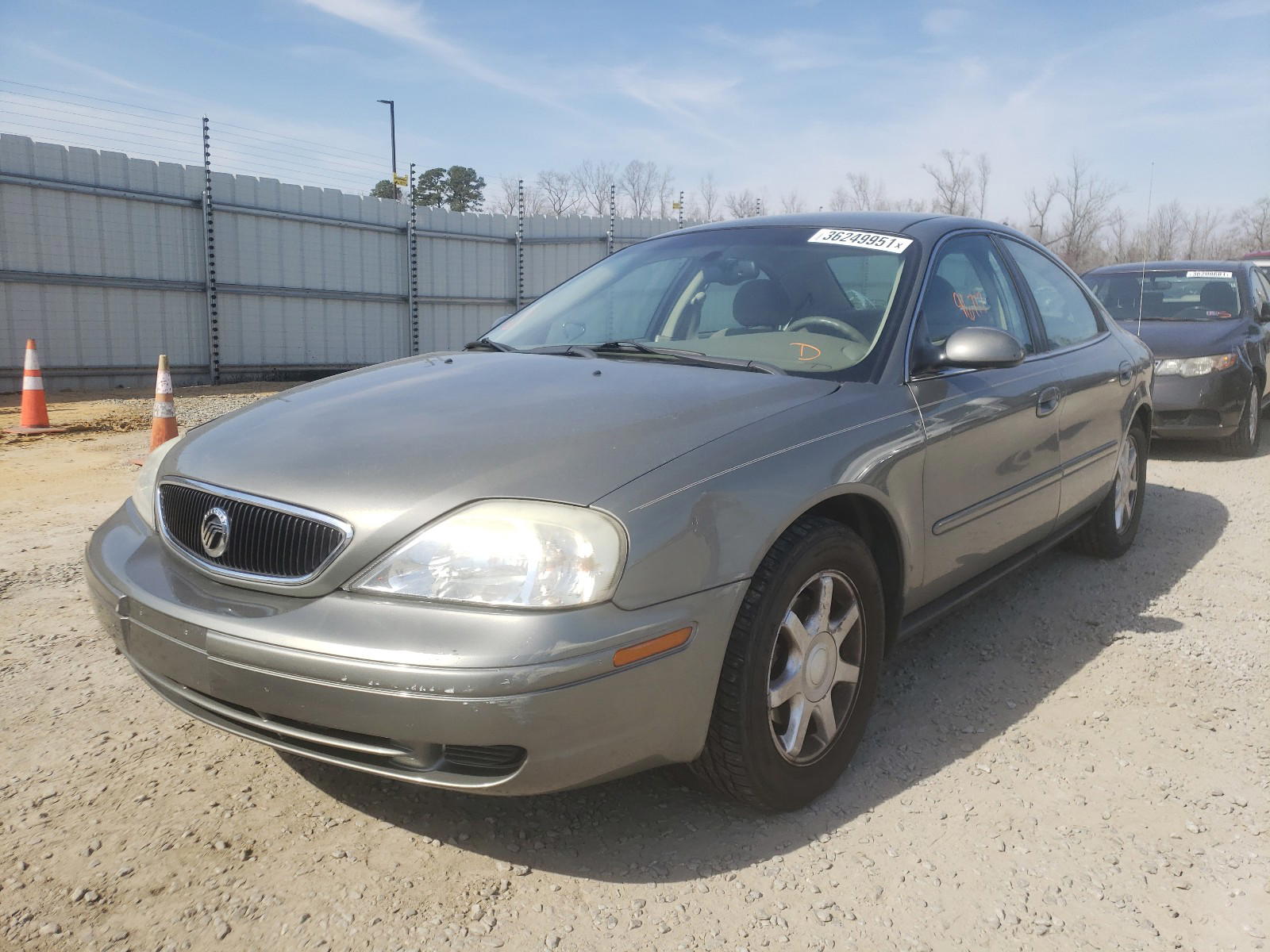 Photo 2 from auction – 2003 MERCURY SABLE GS with VIN 1MEFM50243G614573