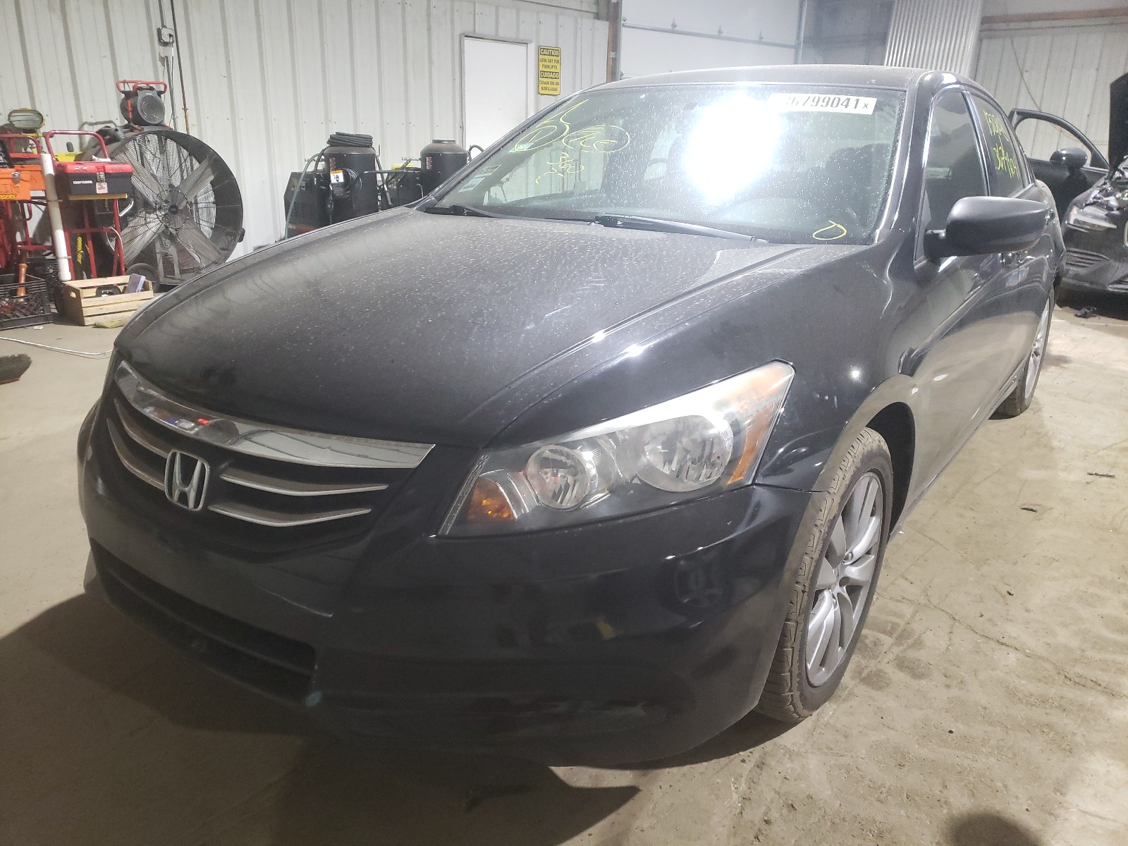 Photo 2 from auction – 2012 HONDA ACCORD EXL with VIN 1HGCP2F89CA065074