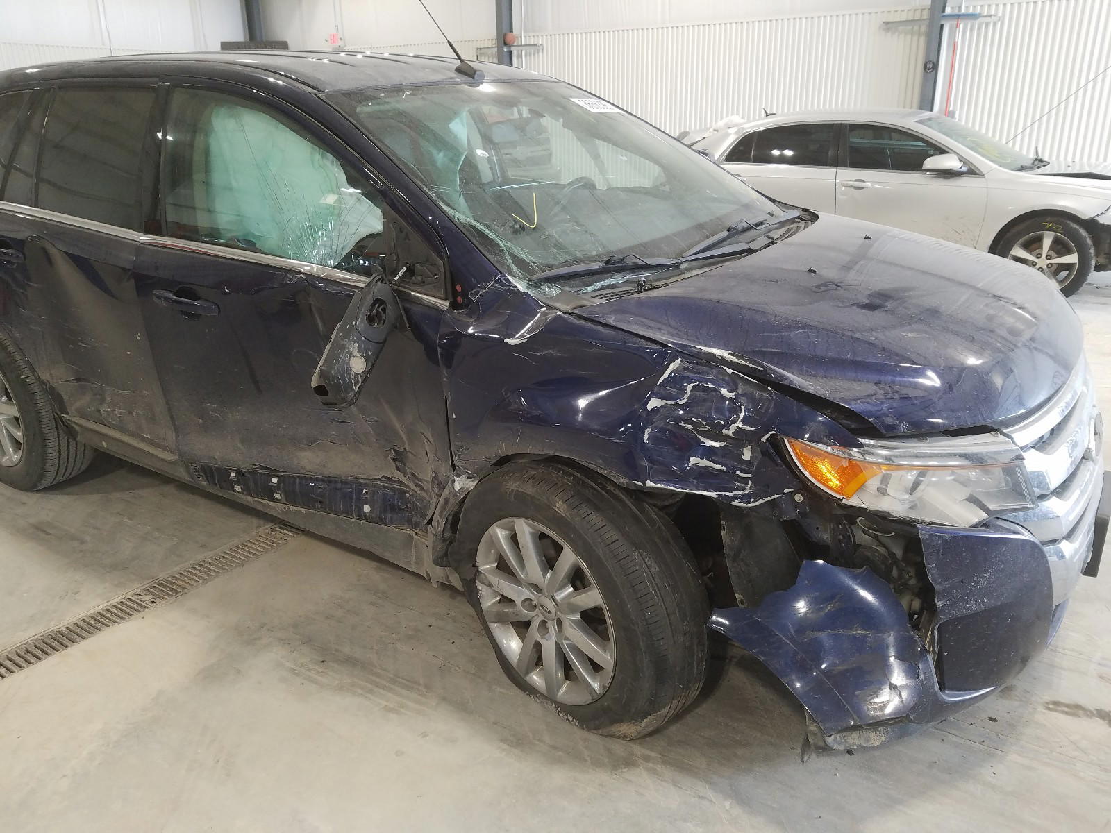 Photo 9 from auction – 2011 FORD EDGE LIMIT with VIN 2FMDK3KC8BBA63929