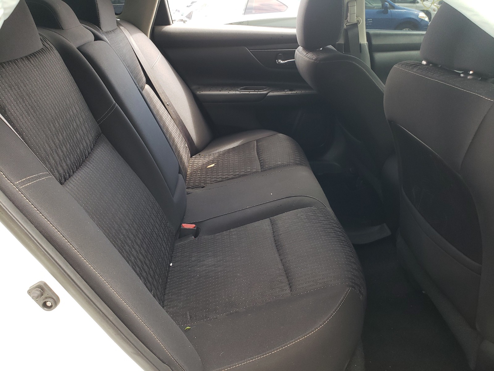 Photo 6 from auction – 2016 NISSAN ALTIMA 2.5 with VIN 1N4AL3APXGN371985