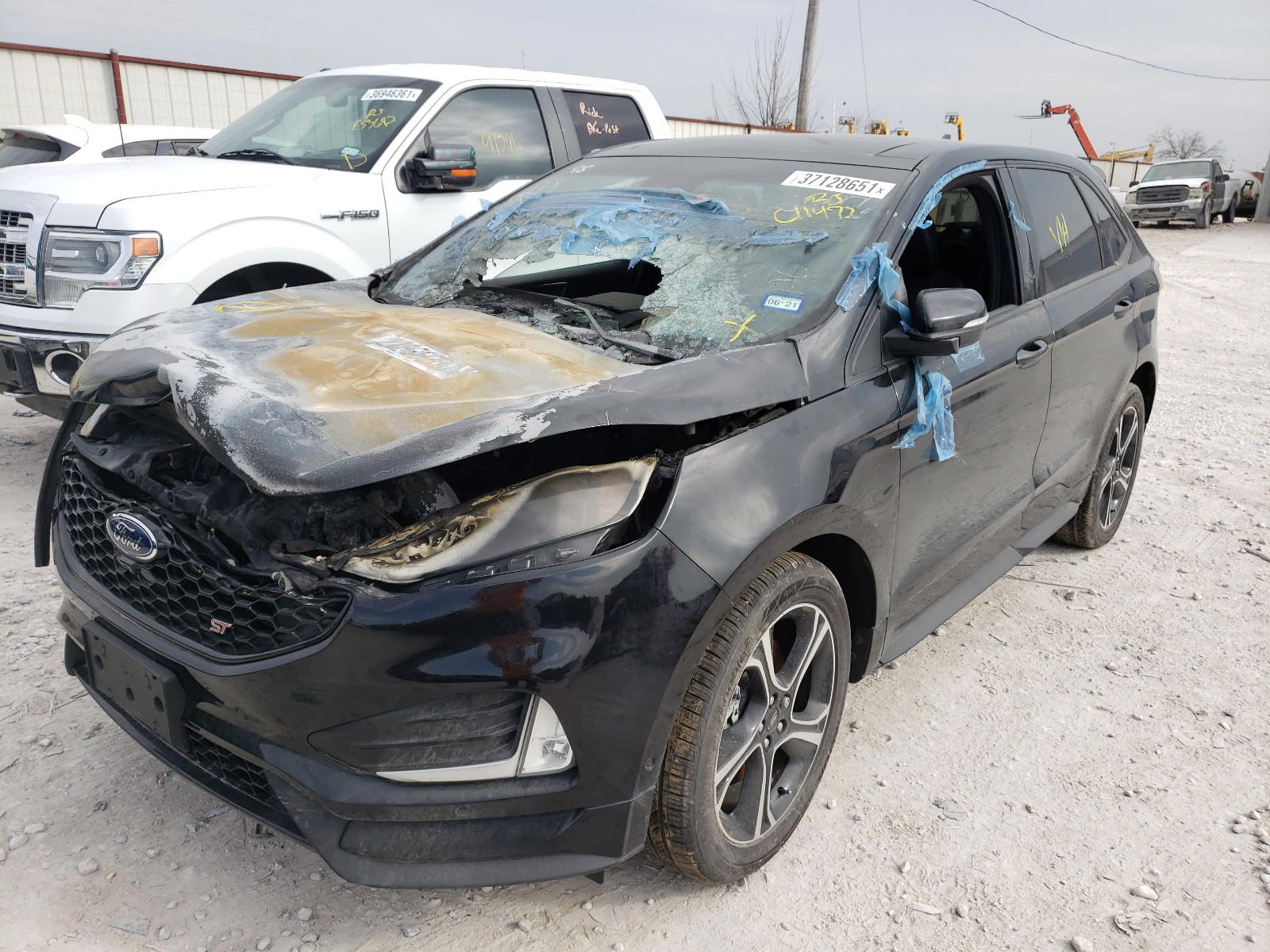 Photo 2 from auction – 2019 FORD EDGE ST with VIN 2FMPK4AP8KBC11472