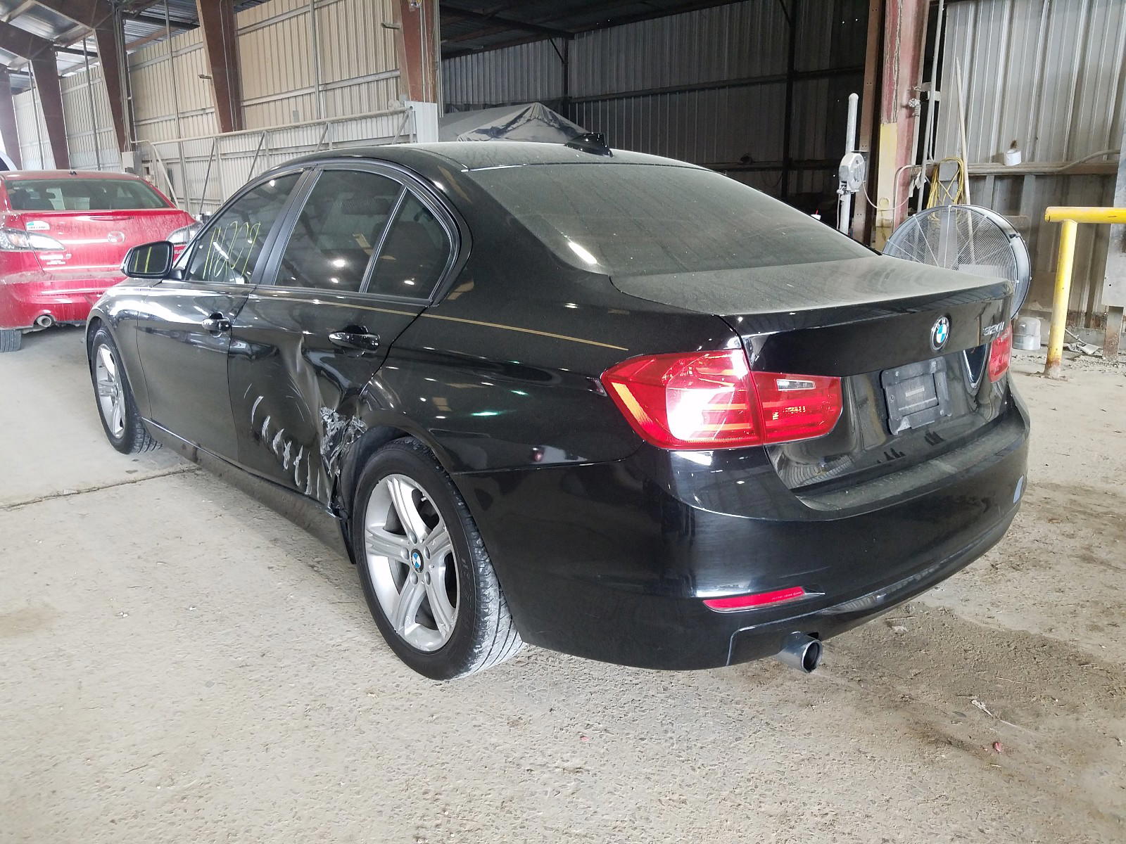 Photo 3 from auction – 2014 BMW 320 I with VIN WBA3B1G54ENN90337