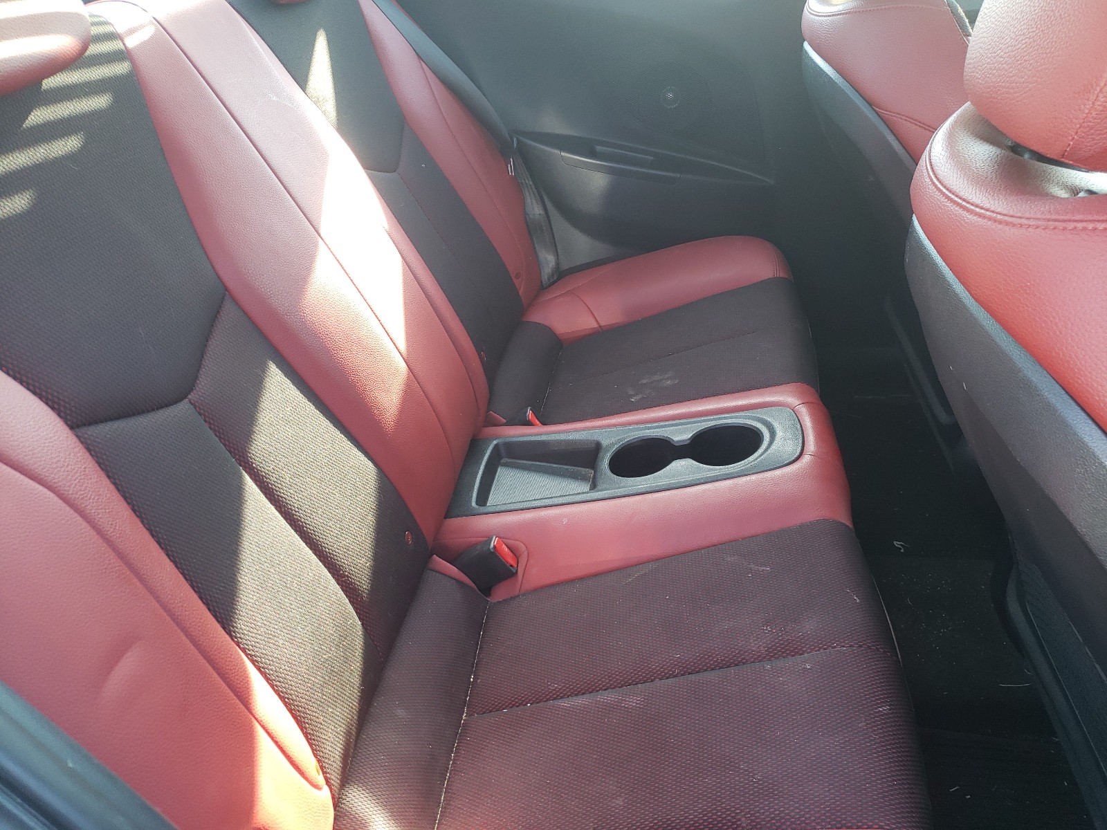 Zdjęcie 6 z aukcji – 2013 HYUNDAI VELOSTER z VIN KMHTC6AD2DU157225