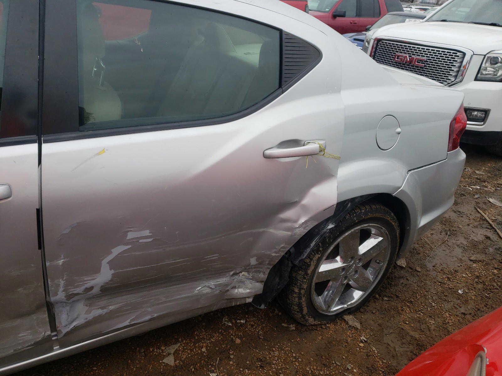 Photo 9 from auction – 2011 DODGE AVENGER LU with VIN 1B3BD2FG7BN572378