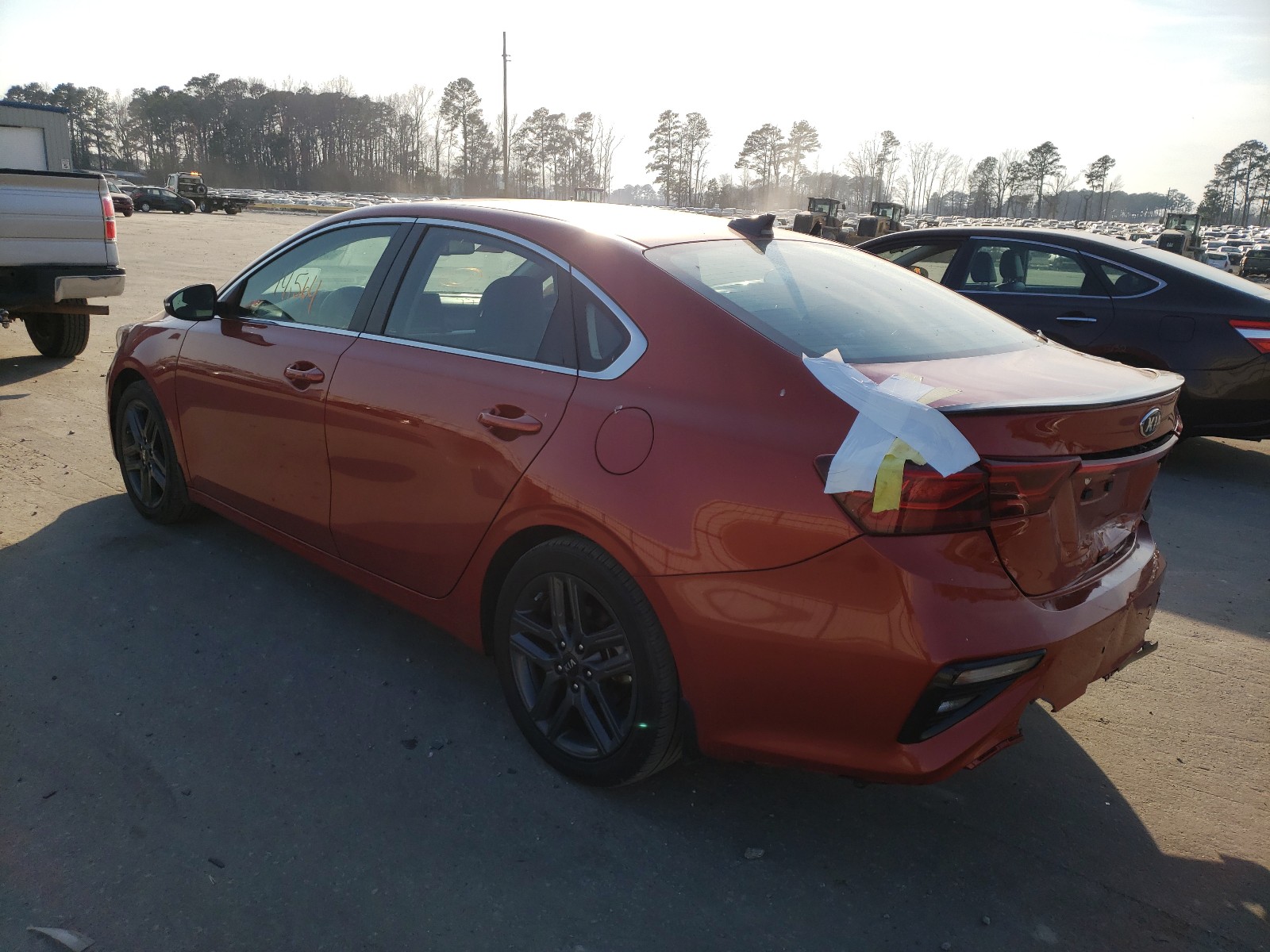 Photo 3 from auction – 2019 KIA FORTE EX with VIN 3KPF54AD8KE058484