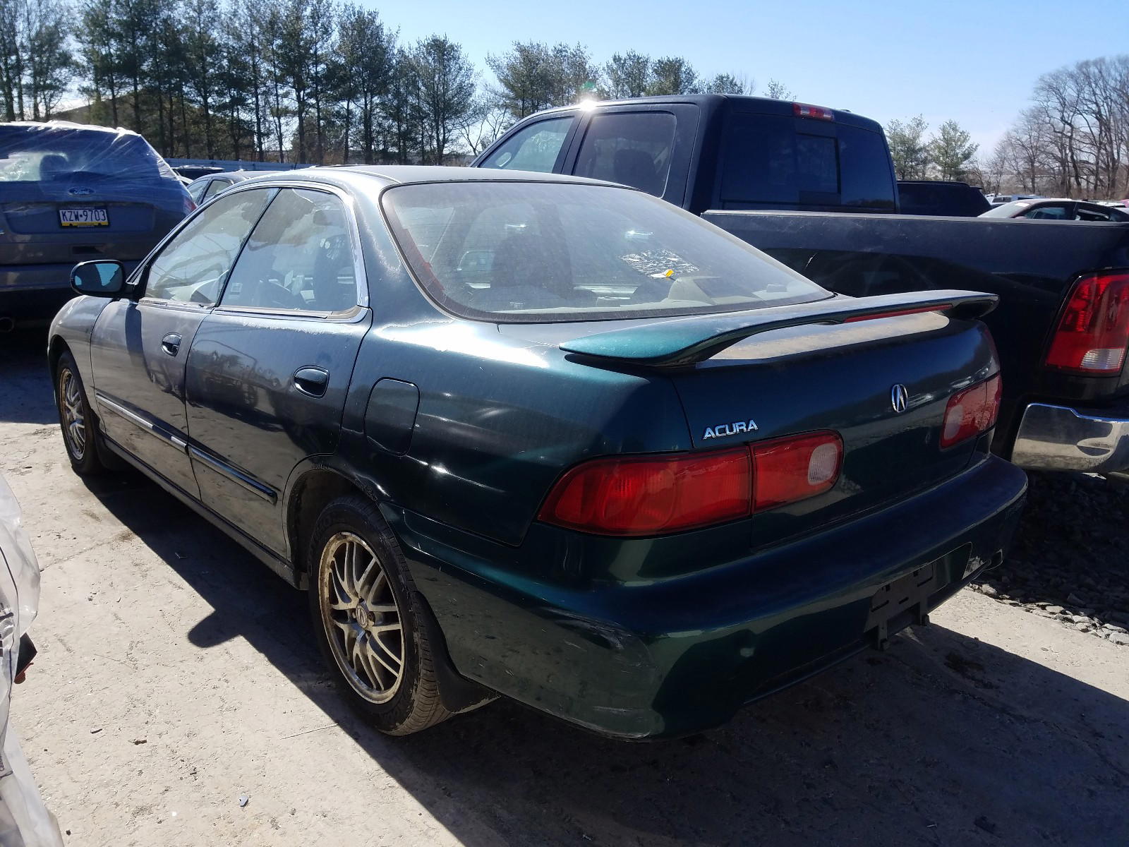 Photo 3 from auction – 2000 ACURA INTEGRA with VIN JH4DB7667YS000723