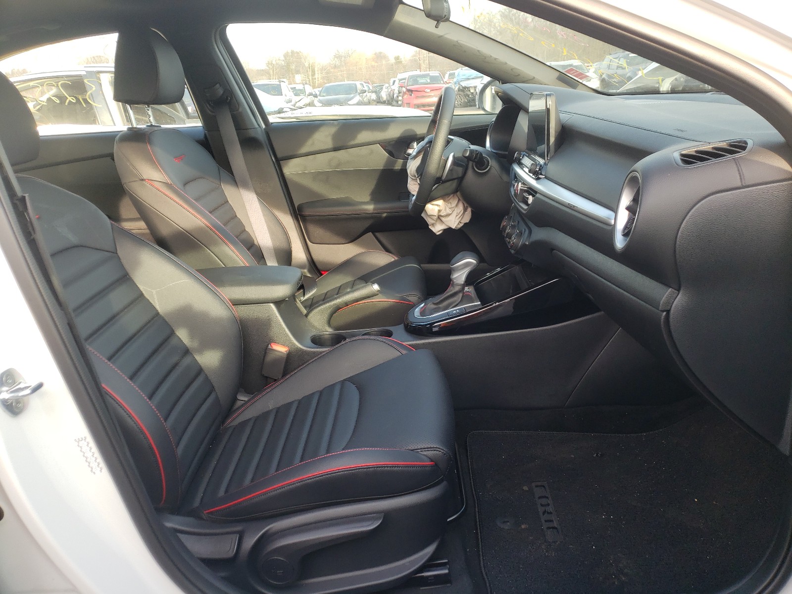 Photo 5 from auction – 2021 KIA FORTE GT with VIN 3KPF44AC3ME293744