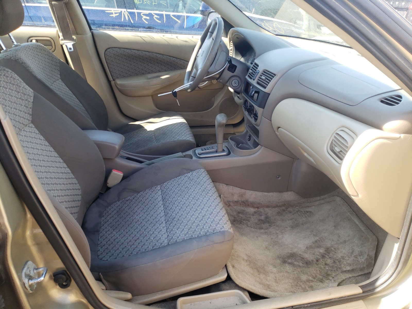 Photo 5 from auction – 2003 NISSAN SENTRA XE with VIN 3N1CB51D73L780143