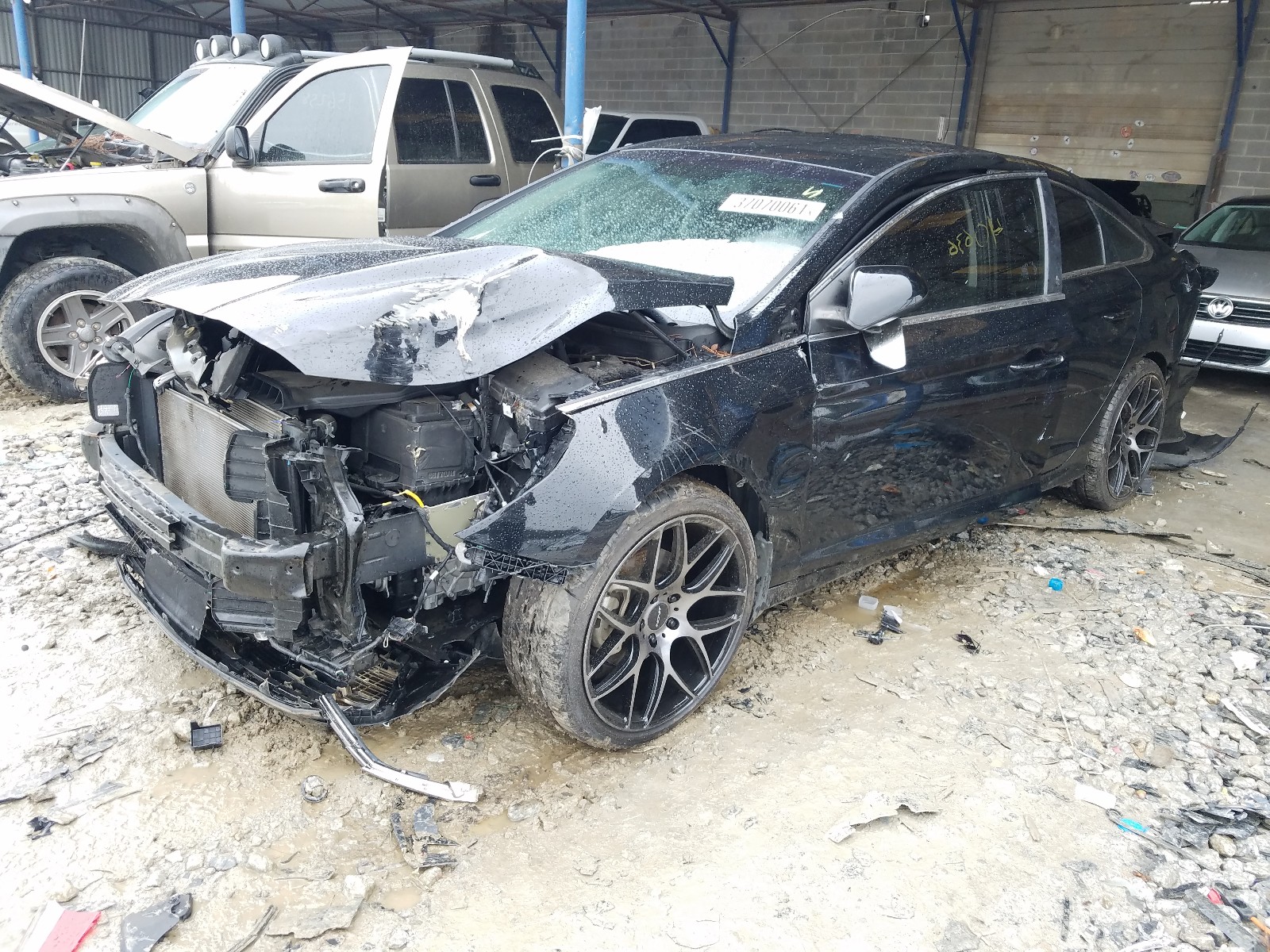 Photo 2 from auction – 2018 HYUNDAI SONATA SE with VIN 5NPE24AF6JH620172