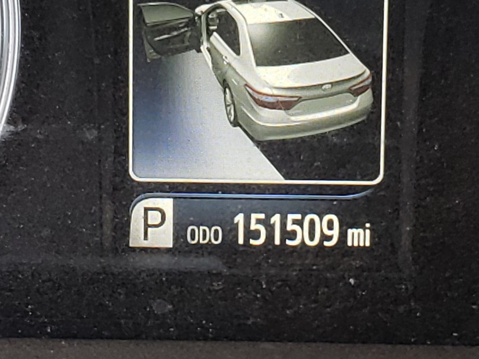Photo 8 from auction – 2015 TOYOTA CAMRY LE with VIN 4T1BF1FK5FU073755
