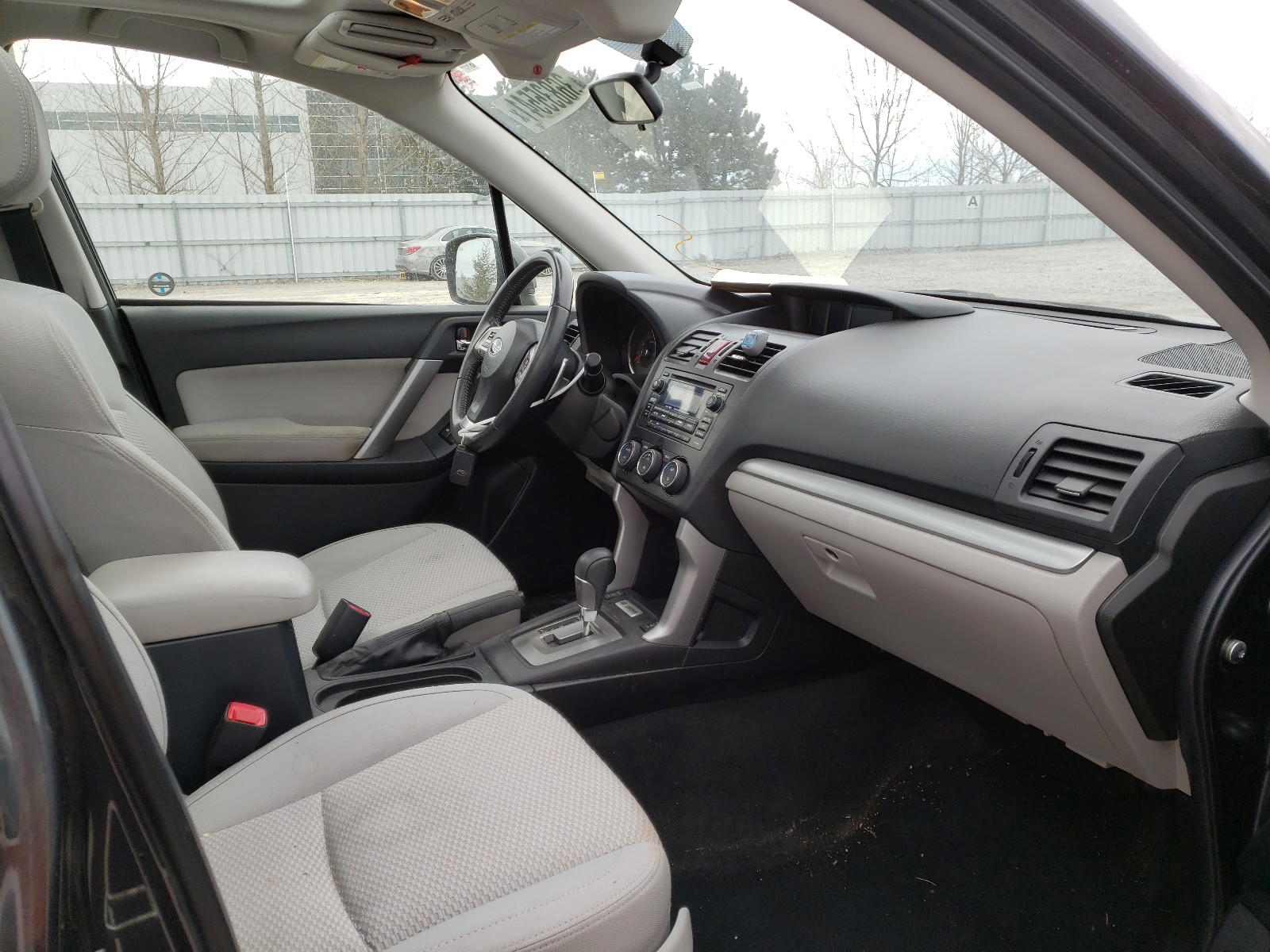 Photo 5 from auction – 2015 SUBARU FORESTER 2 with VIN JF2SJCNC7FH423499