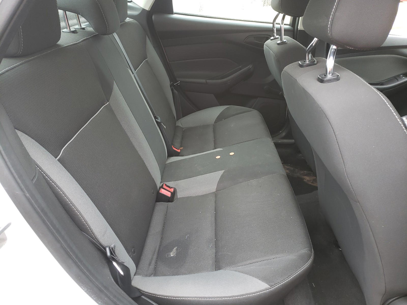 Photo 6 from auction – 2012 FORD FOCUS S with VIN 1FAHP3E24CL250232