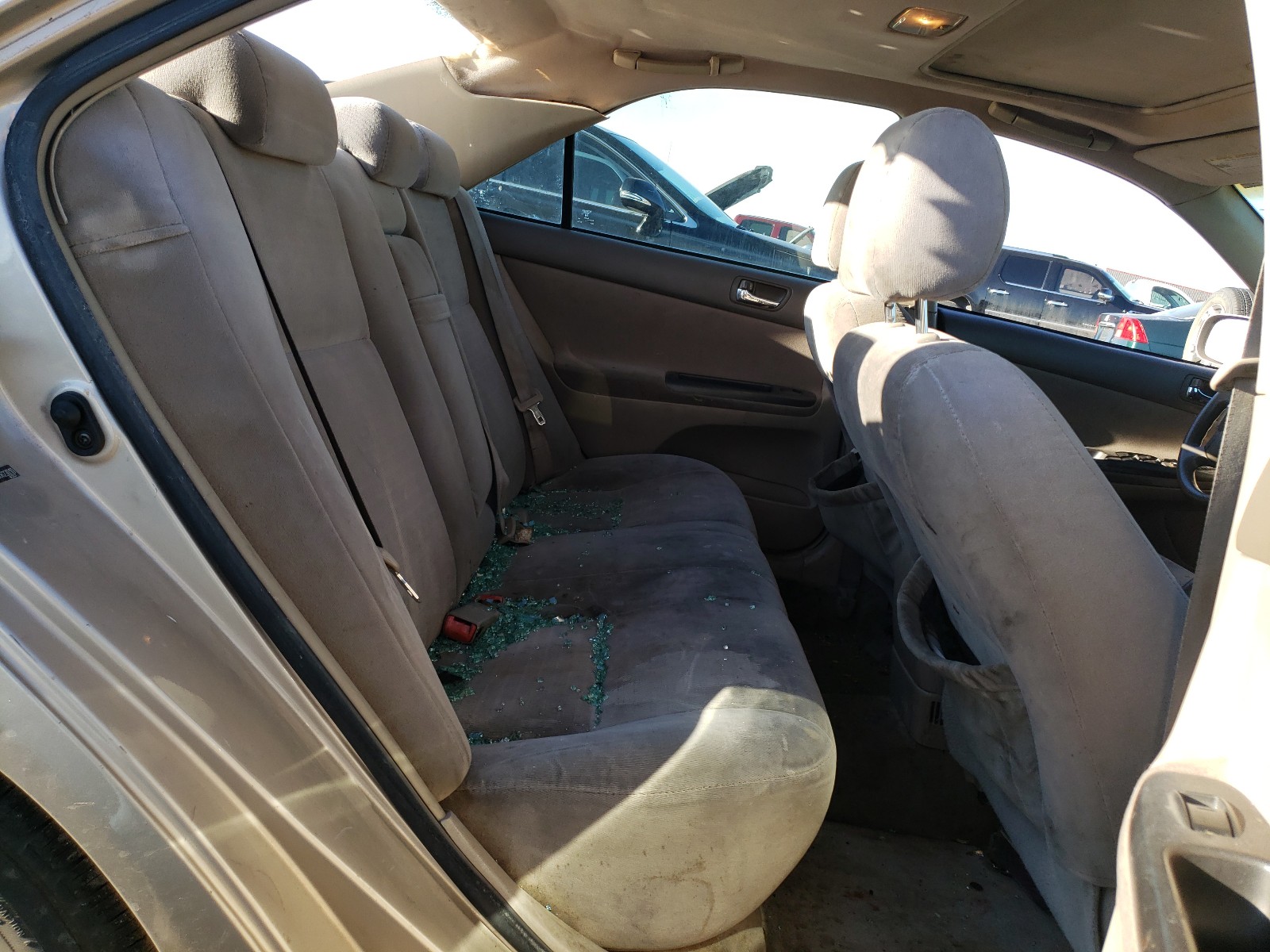 Photo 6 from auction – 2006 TOYOTA CAMRY LE with VIN 4T1BF32K96U623010