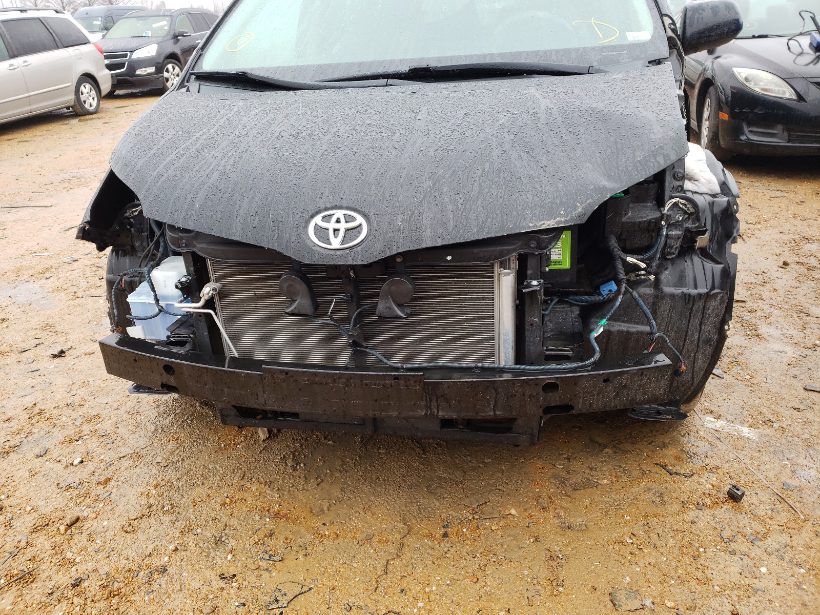 Photo 9 from auction – 2014 TOYOTA SIENNA LE with VIN 5TDKK3DC9ES526382