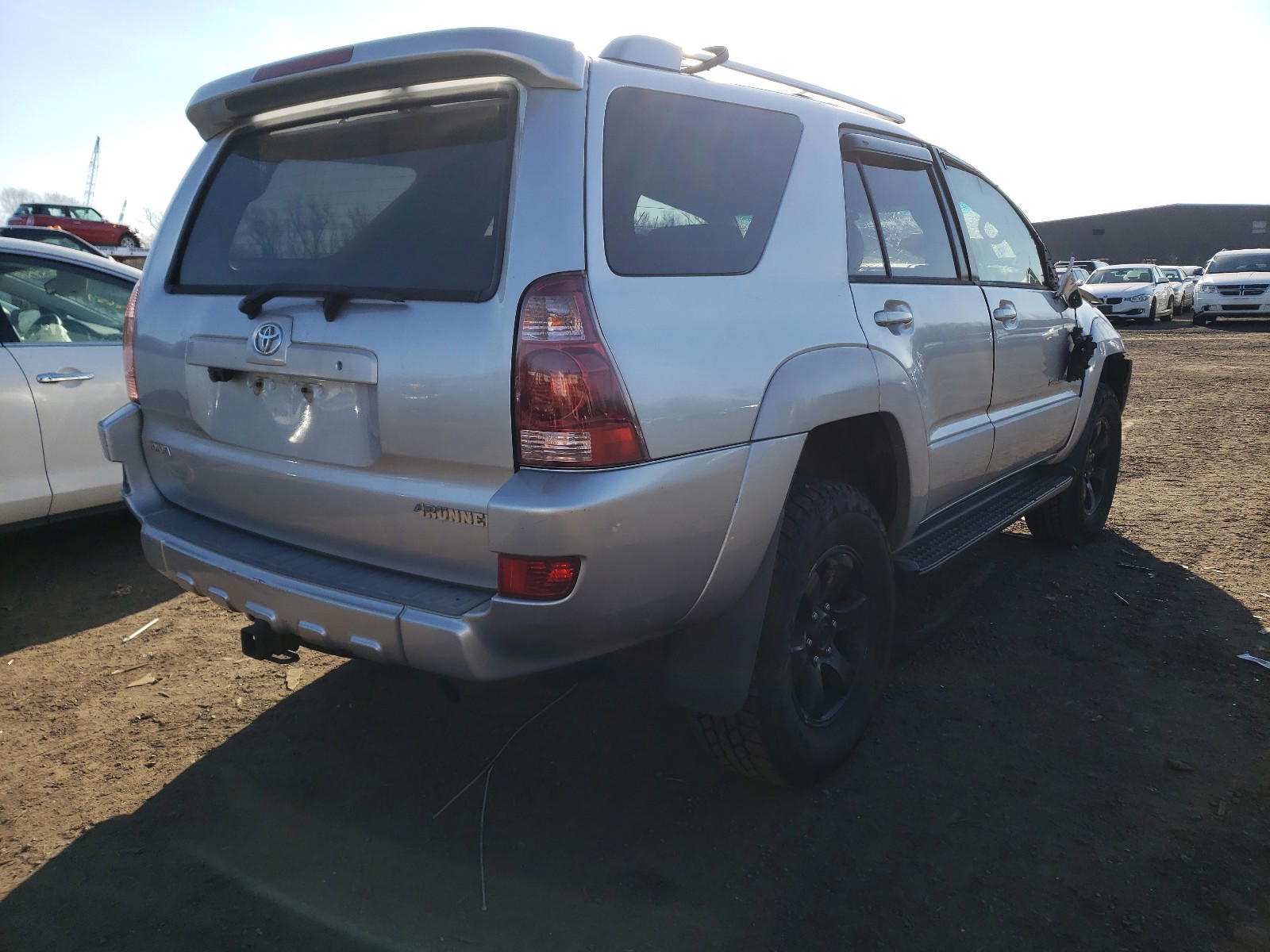 Photo 4 from auction – 2004 TOYOTA 4RUNNER SR with VIN JTEBU14R940045595