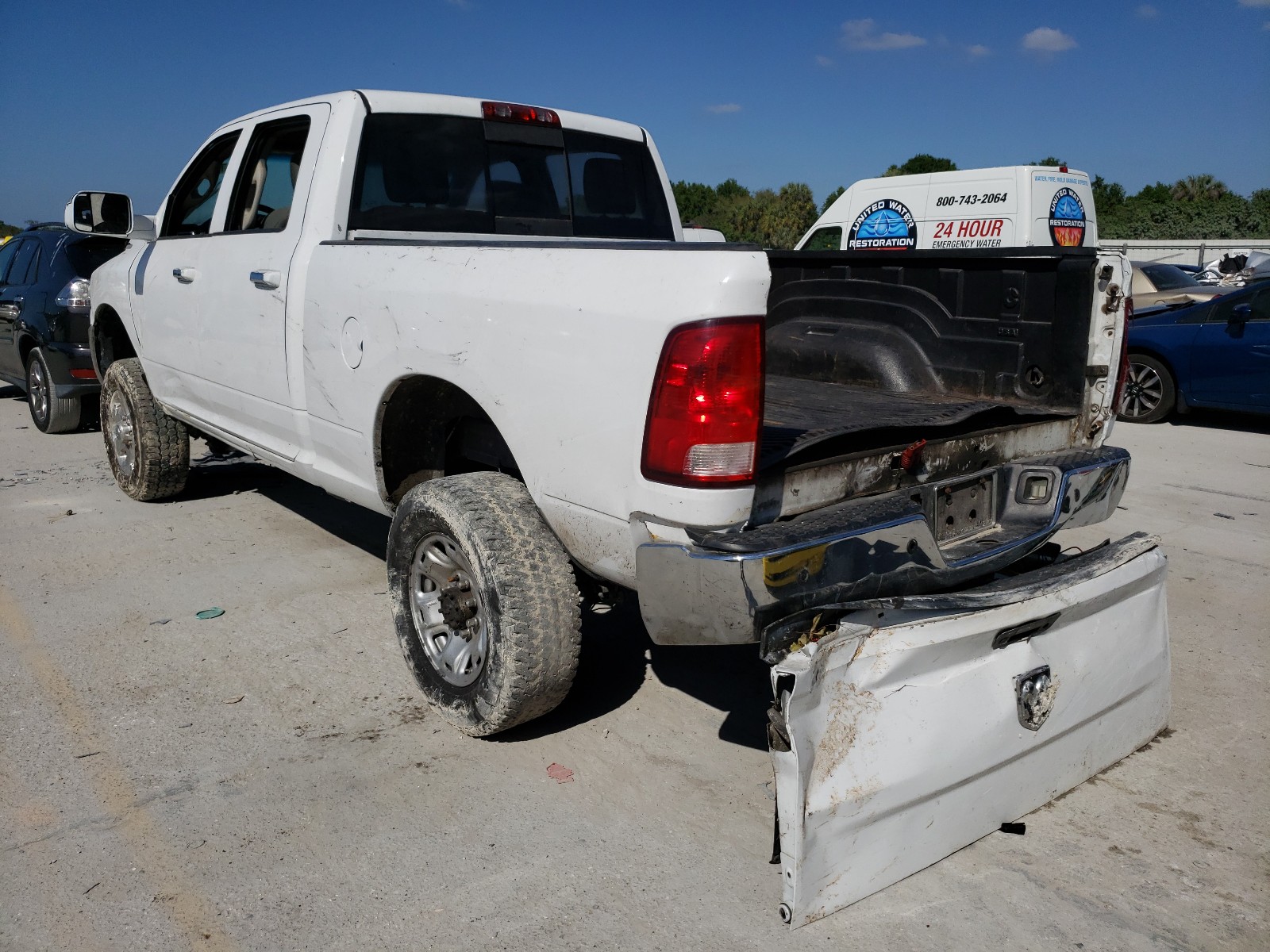 Photo 3 from auction – 2014 RAM 2500 SLT with VIN 3C6UR5DLXEG296275