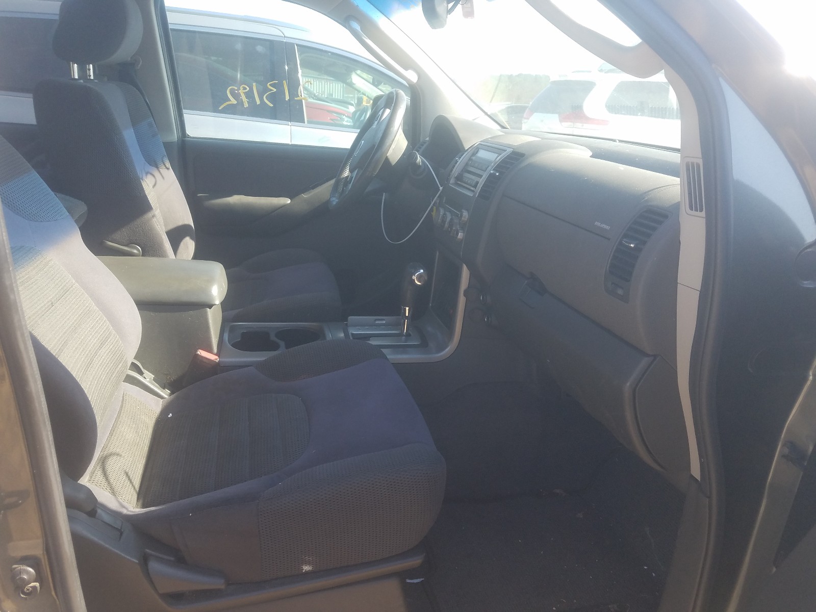 Photo 5 from auction – 2006 NISSAN PATHFINDER with VIN 5N1AR18UX6C672514