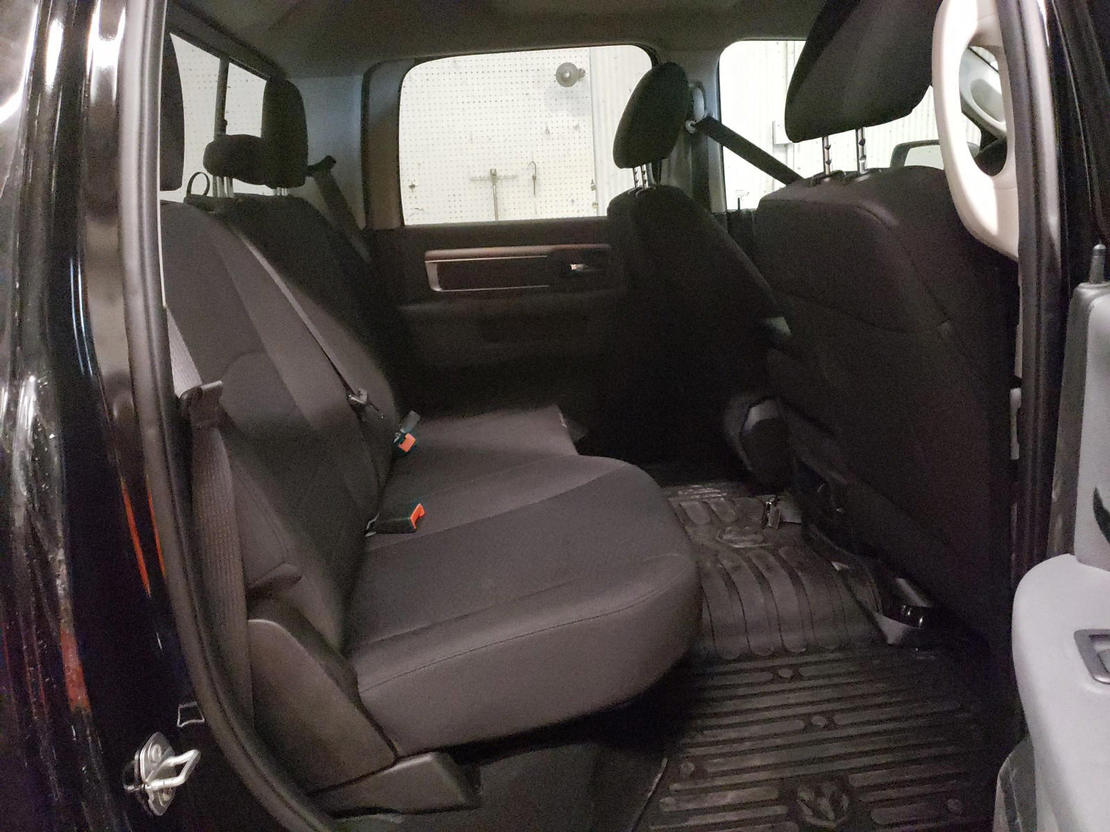 Photo 6 from auction – 2020 RAM 1500 CLASS with VIN 1C6RR7LTXLS137829