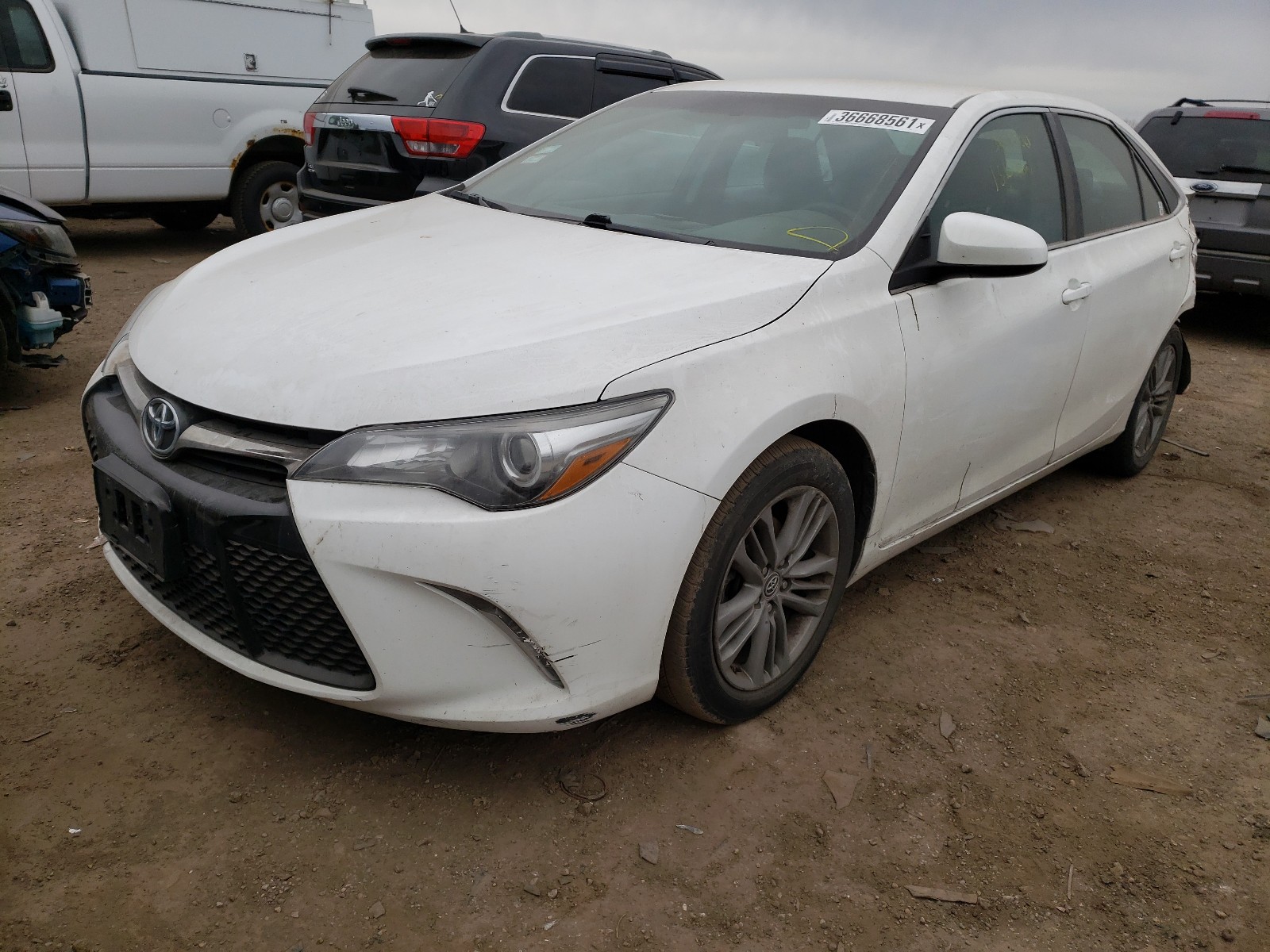 Photo 2 from auction – 2015 TOYOTA CAMRY LE with VIN 4T1BF1FK5FU073755