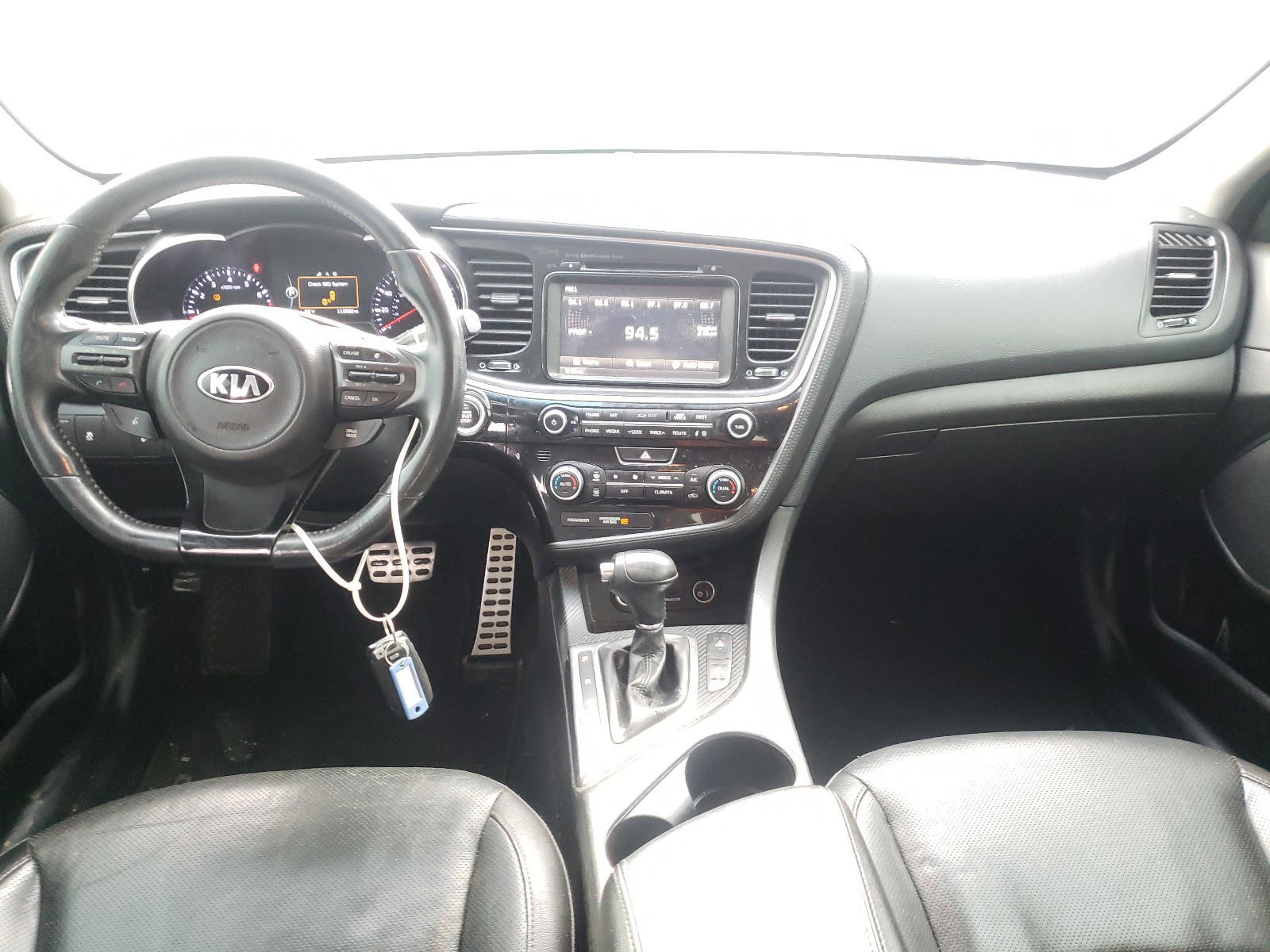 Photo 19 from auction – 2014 KIA OPTIMA SX with VIN 5XXGR4A65EG265159