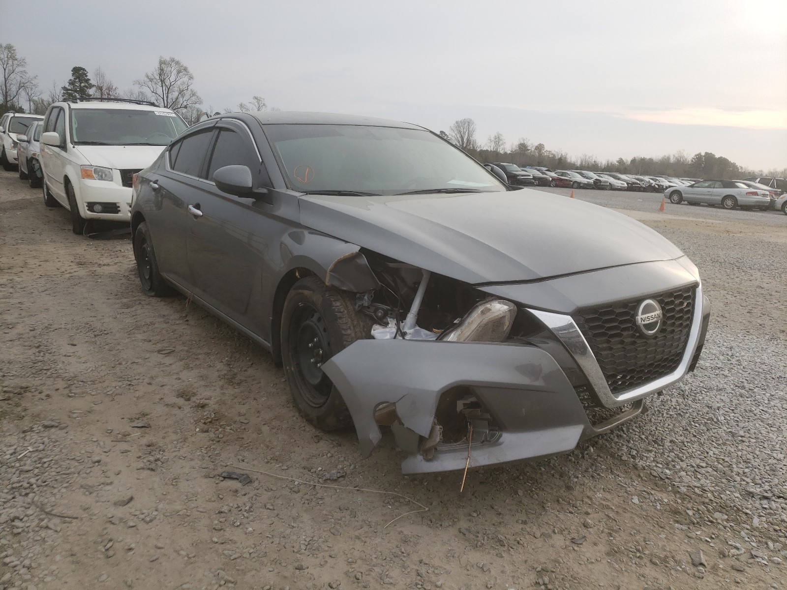 NISSAN ALTIMA S 2019 with VIN 1N4BL4BV6KC211128 - Photo from auction
