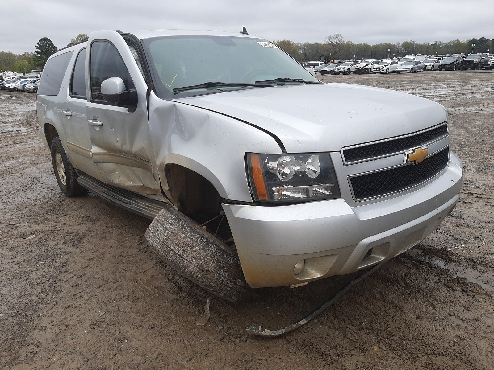 CHEVROLET SUBURBAN C 2014 with VIN 1GNSCJE02ER198525 - Photo from auction