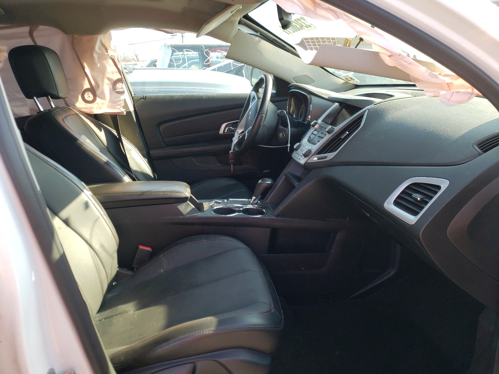 Zdjęcie 5 z aukcji – 2017 GMC TERRAIN SL z VIN 2GKFLUE34H6129782