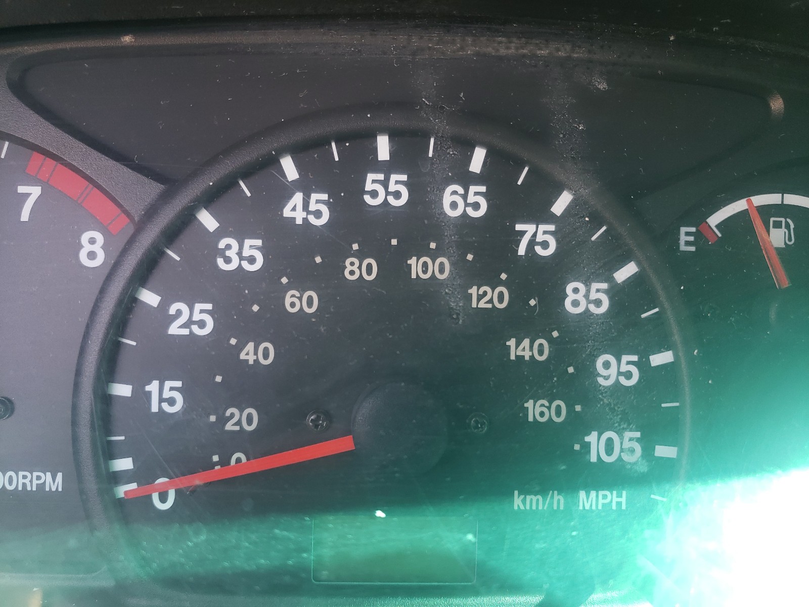 Photo 8 from auction – 2001 CHEVROLET TRACKER ZR with VIN 2CNBJ734X16959567