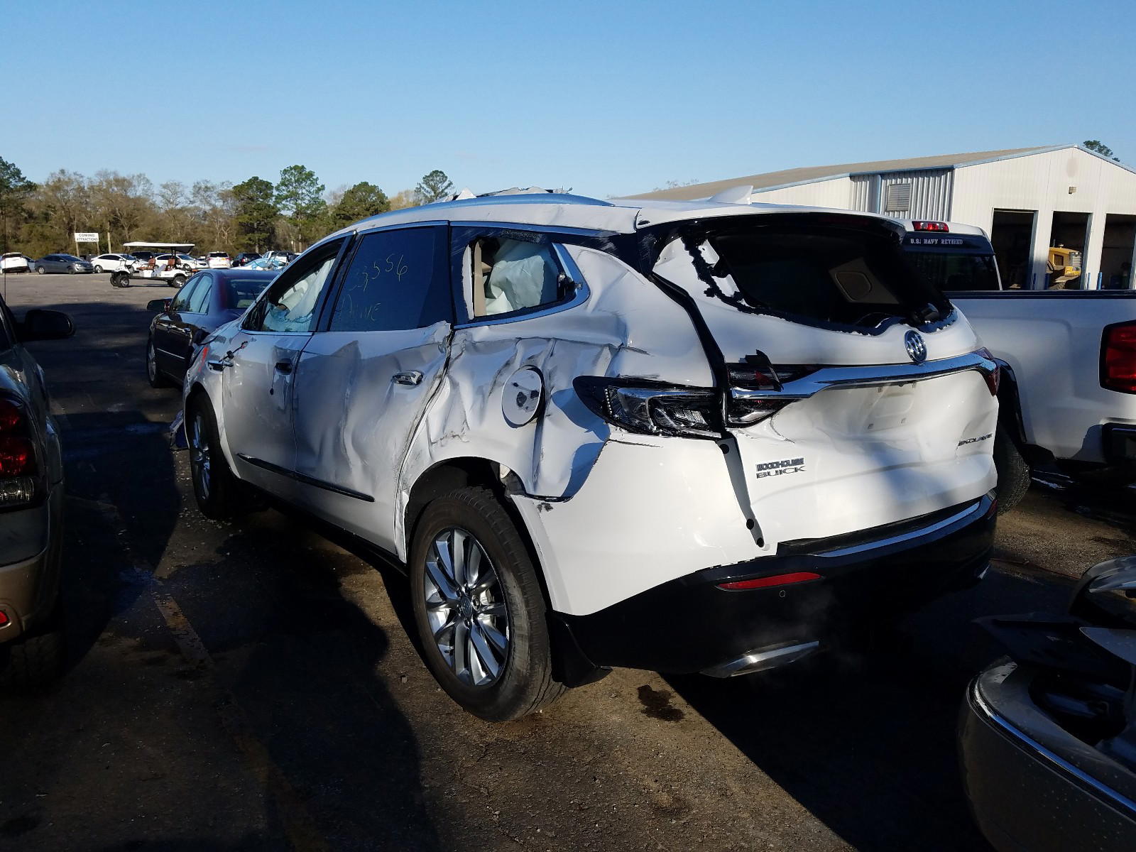 Photo 3 from auction – 2018 BUICK ENCLAVE PR with VIN 5GAERCKW9JJ148983